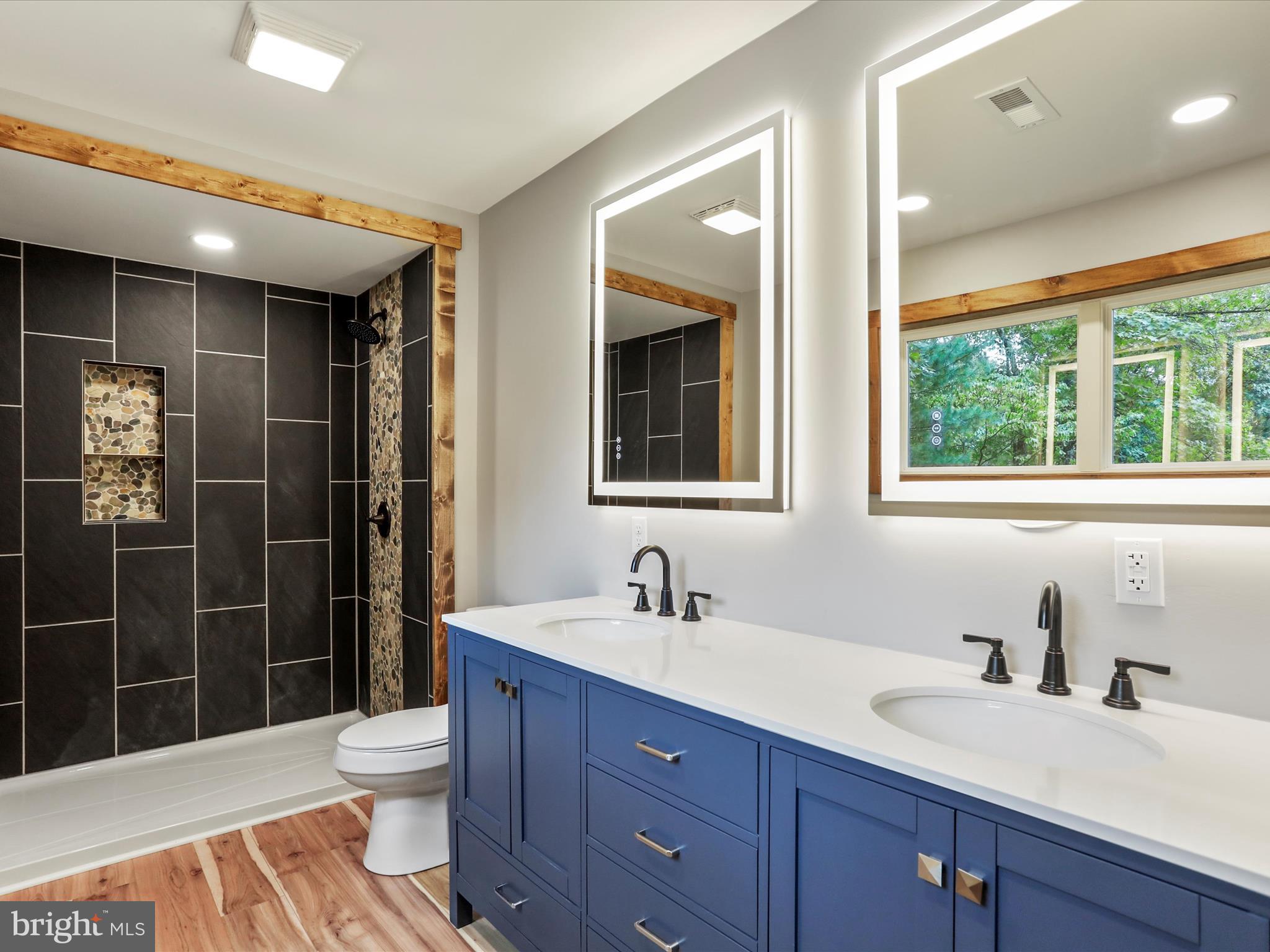 348 SLEEPYVIEW LANE