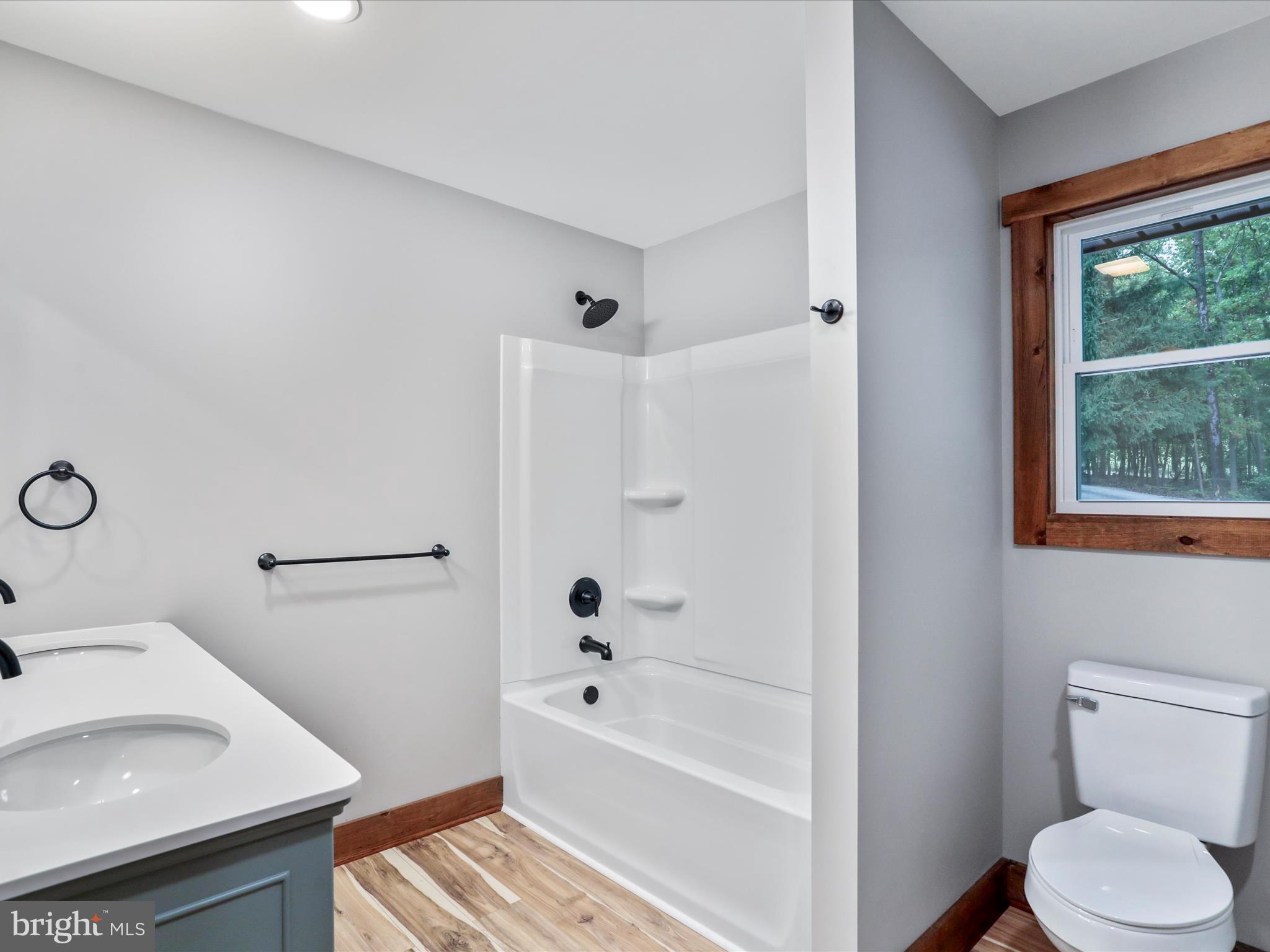 348 SLEEPYVIEW LANE