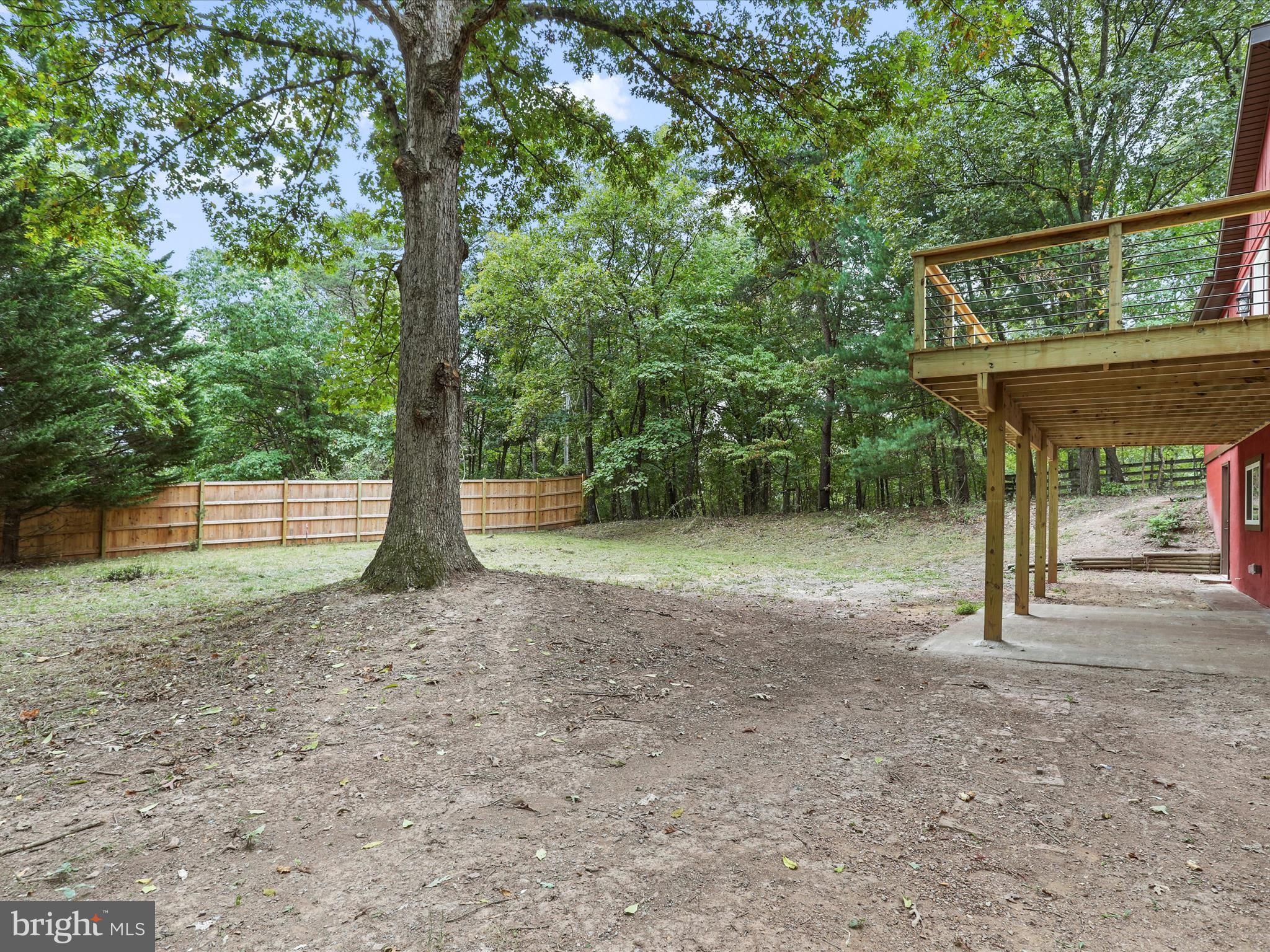348 SLEEPYVIEW LANE