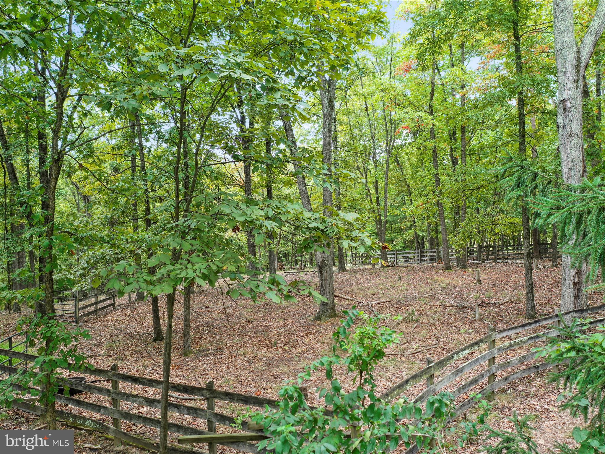 348 SLEEPYVIEW LANE