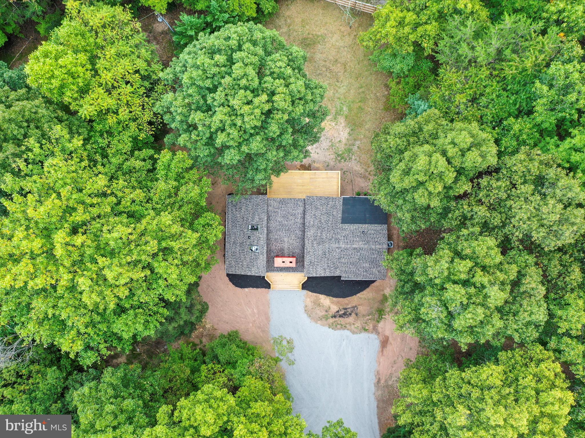 348 SLEEPYVIEW LANE