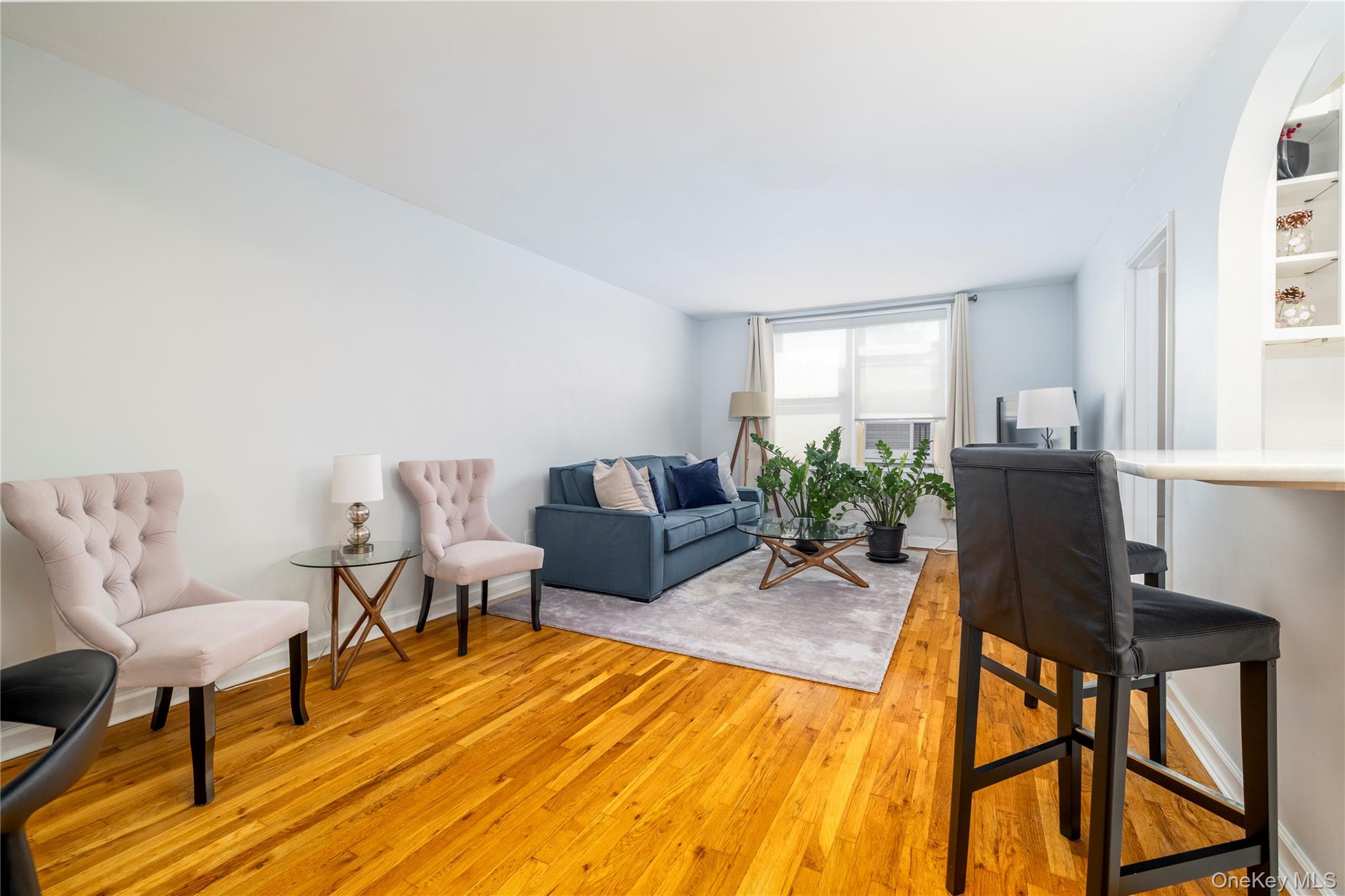 530 Dubois Avenue Unit: 1B