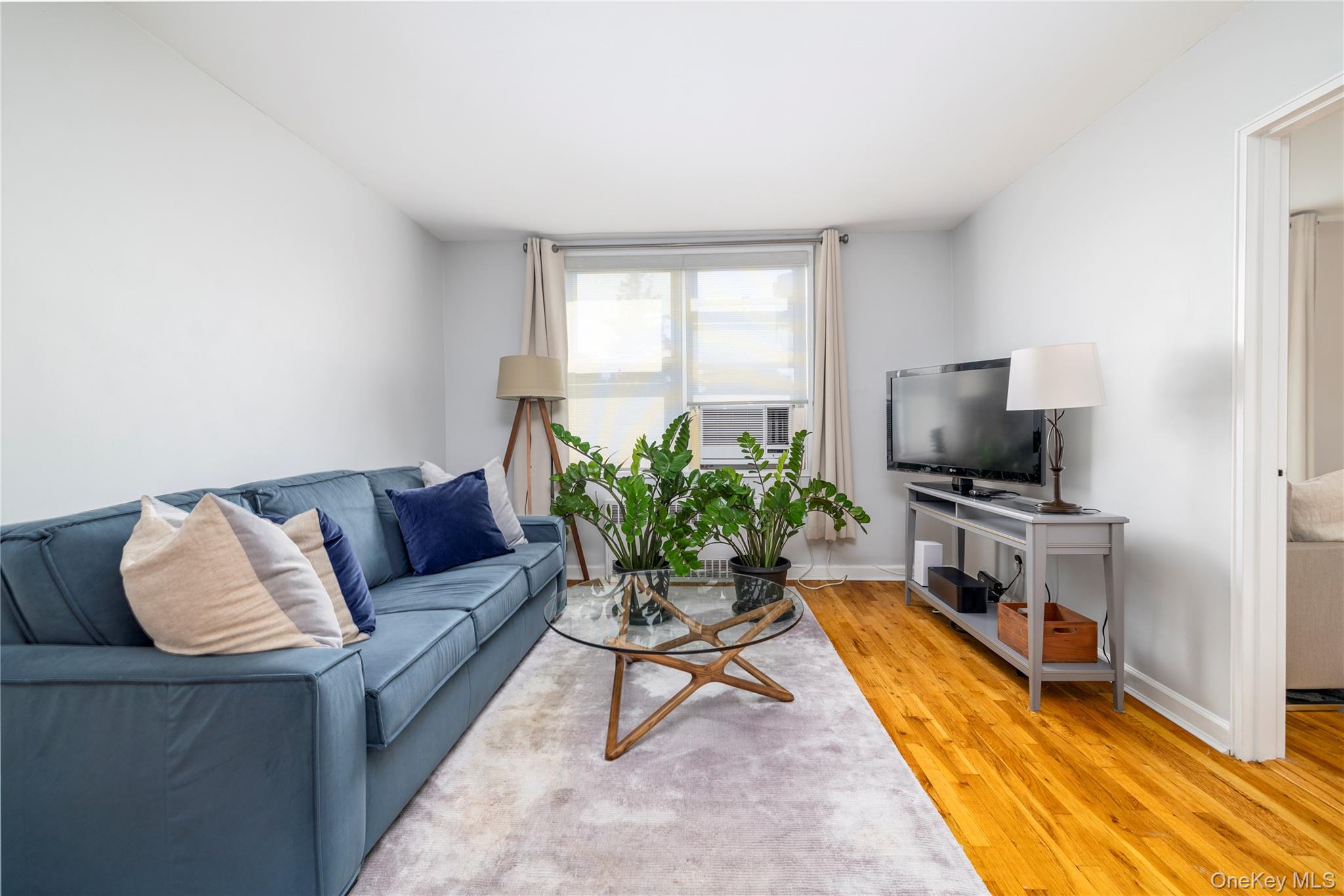 530 Dubois Avenue Unit: 1B