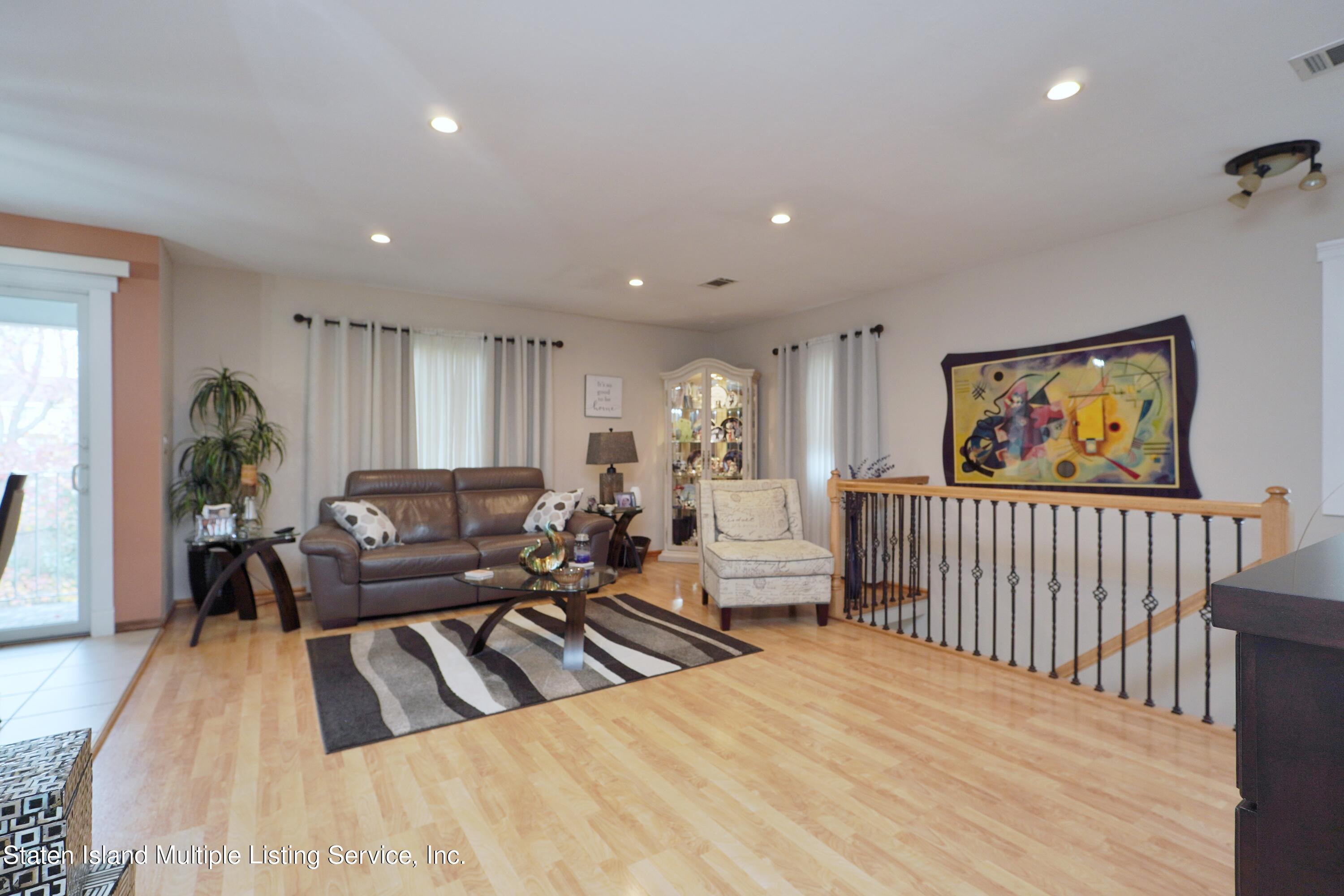 615 Correll Avenue