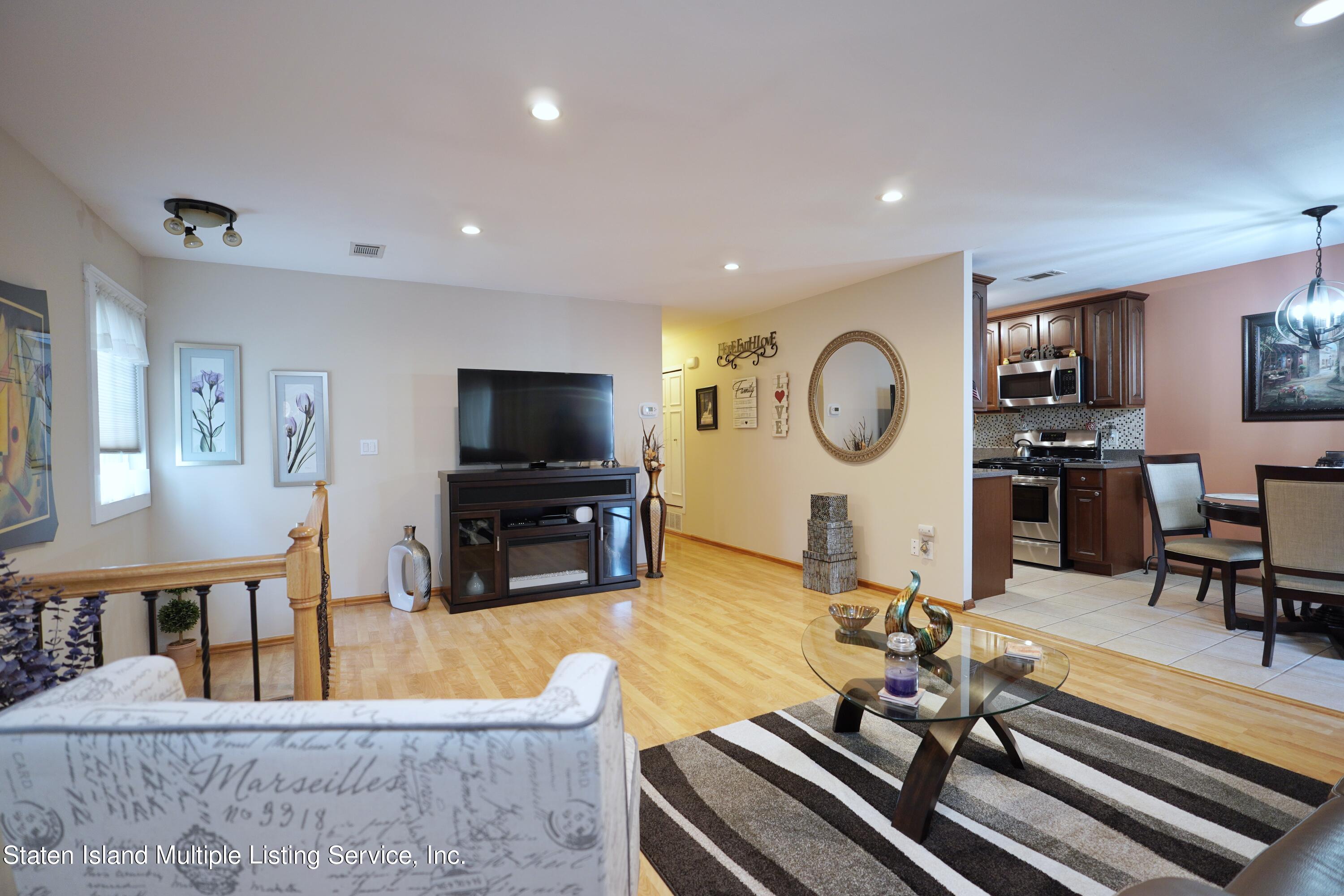 615 Correll Avenue