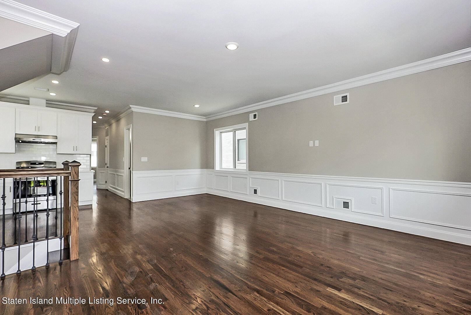 202 Bryant Avenue