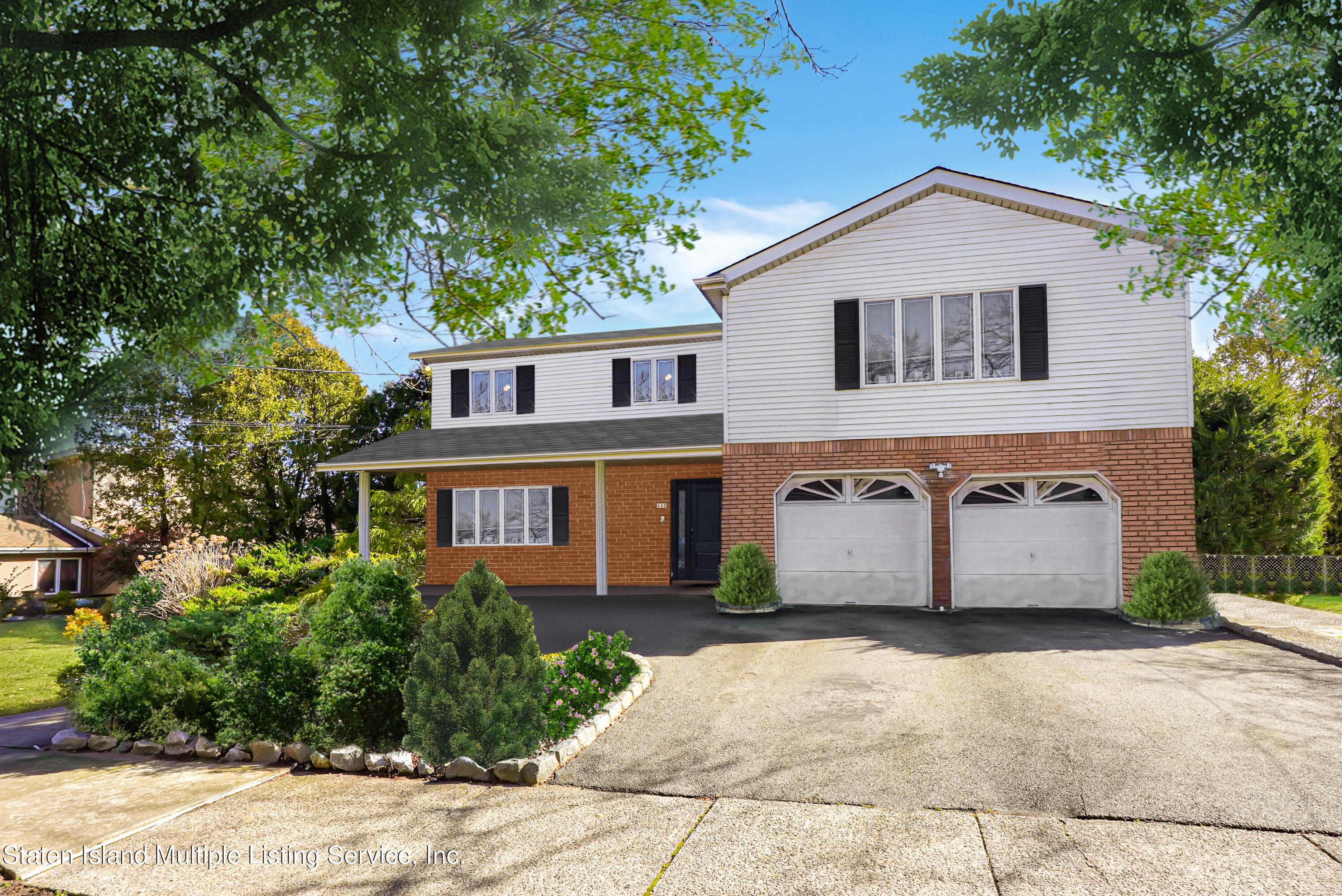 650 Edgegrove Avenue