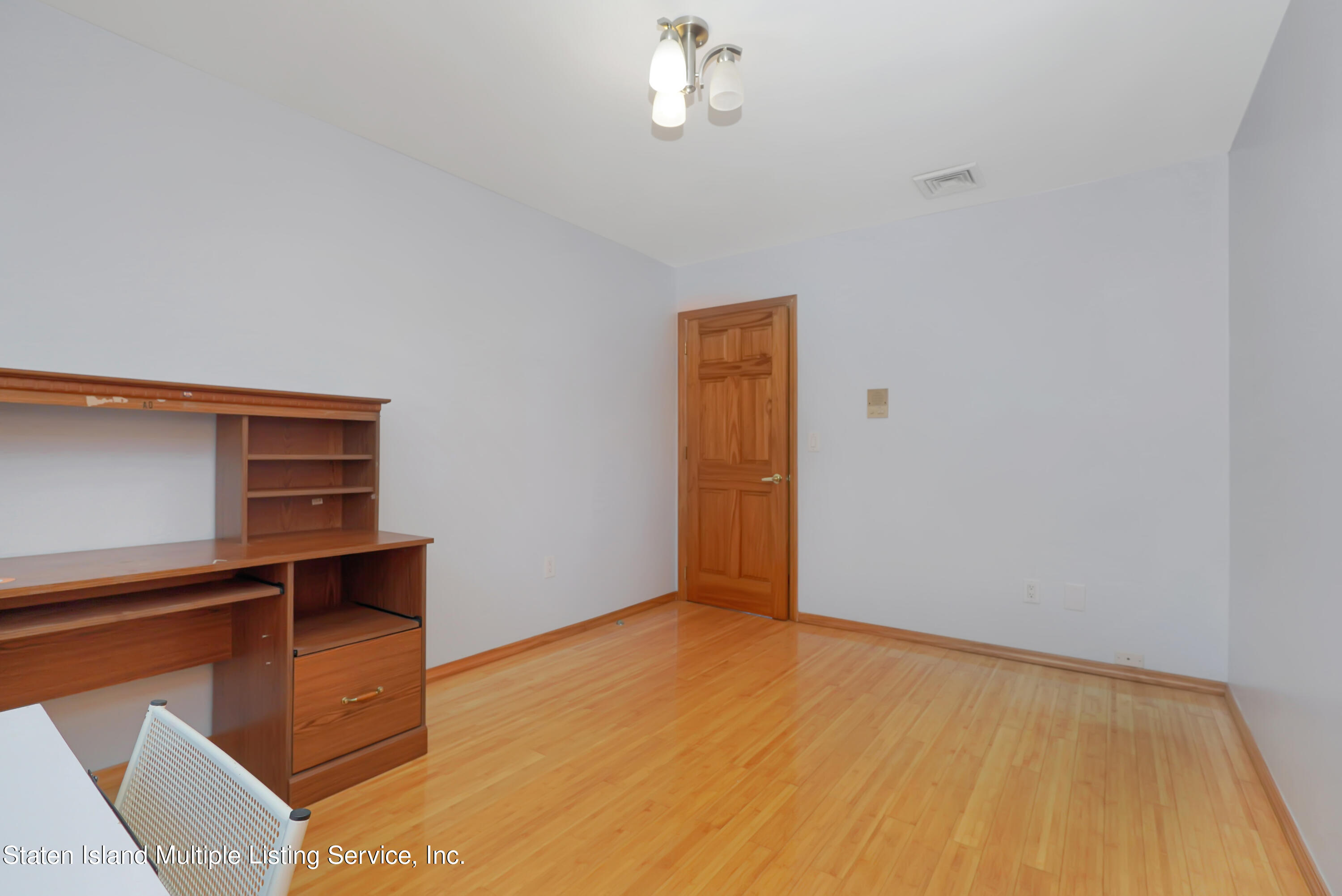 650 Edgegrove Avenue