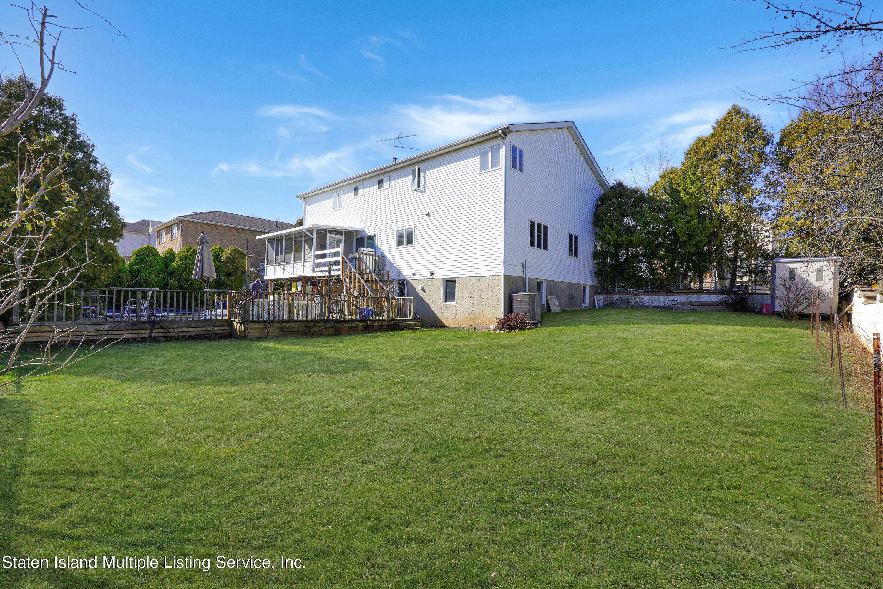 650 Edgegrove Avenue
