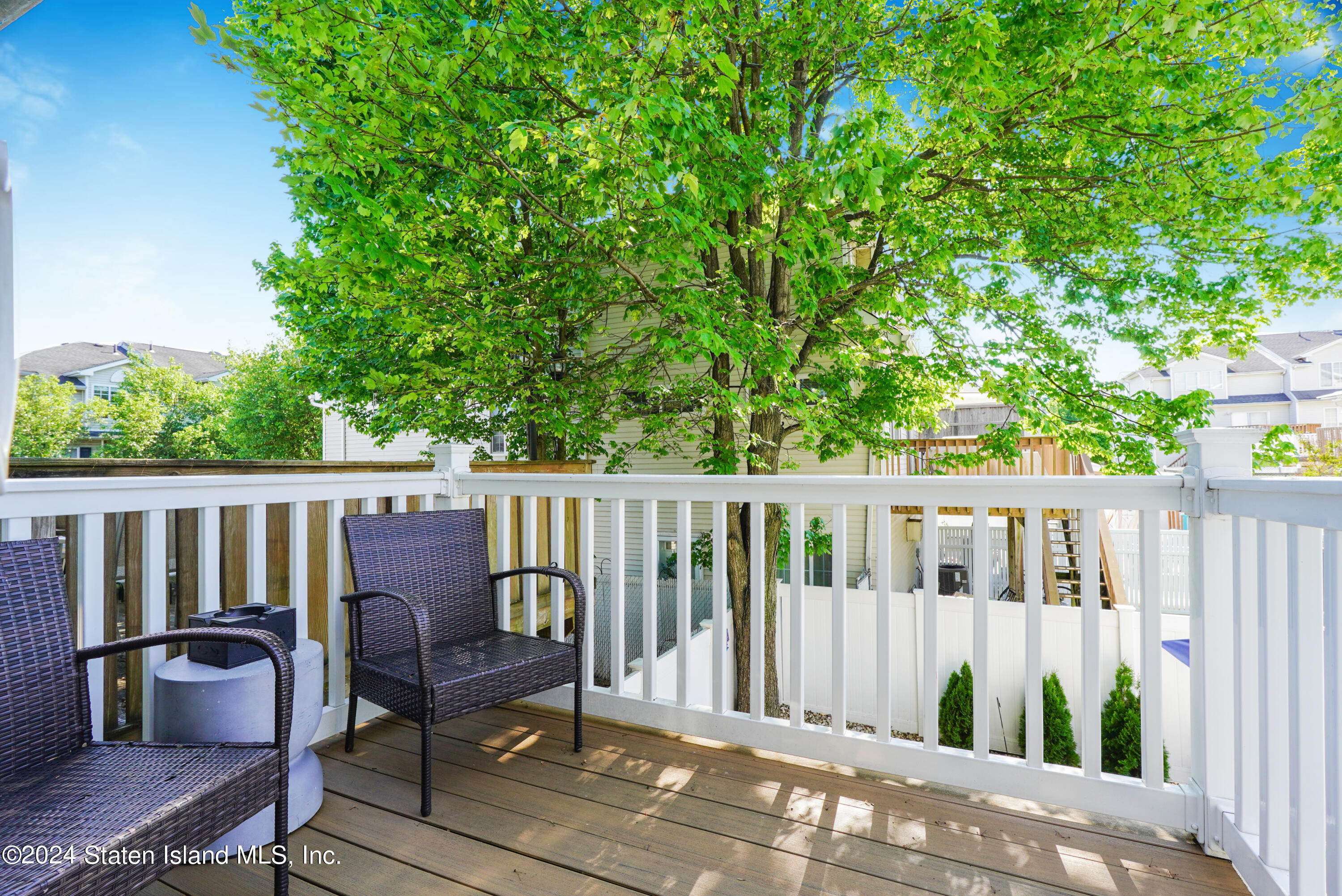 29 White Oak Lane