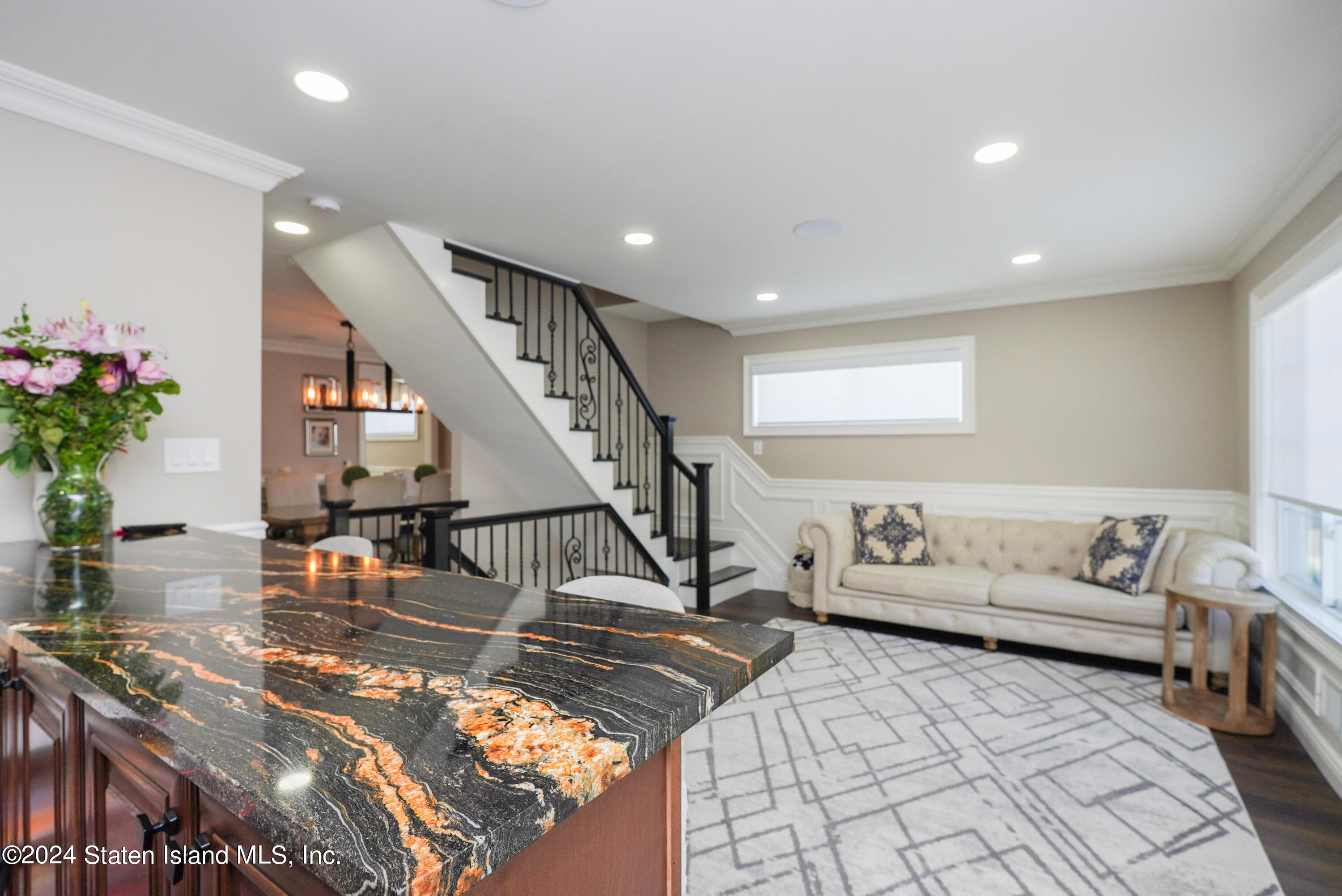 29 White Oak Lane