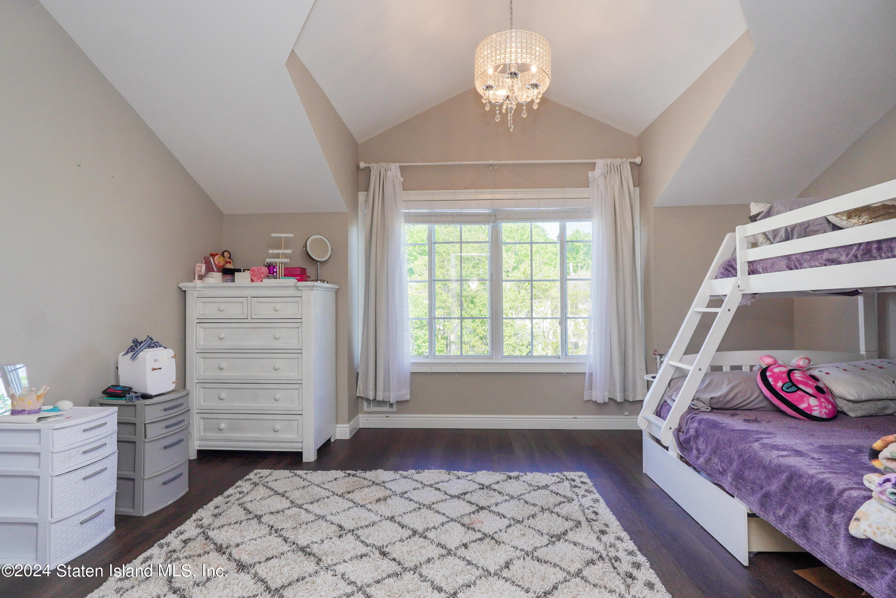 29 White Oak Lane