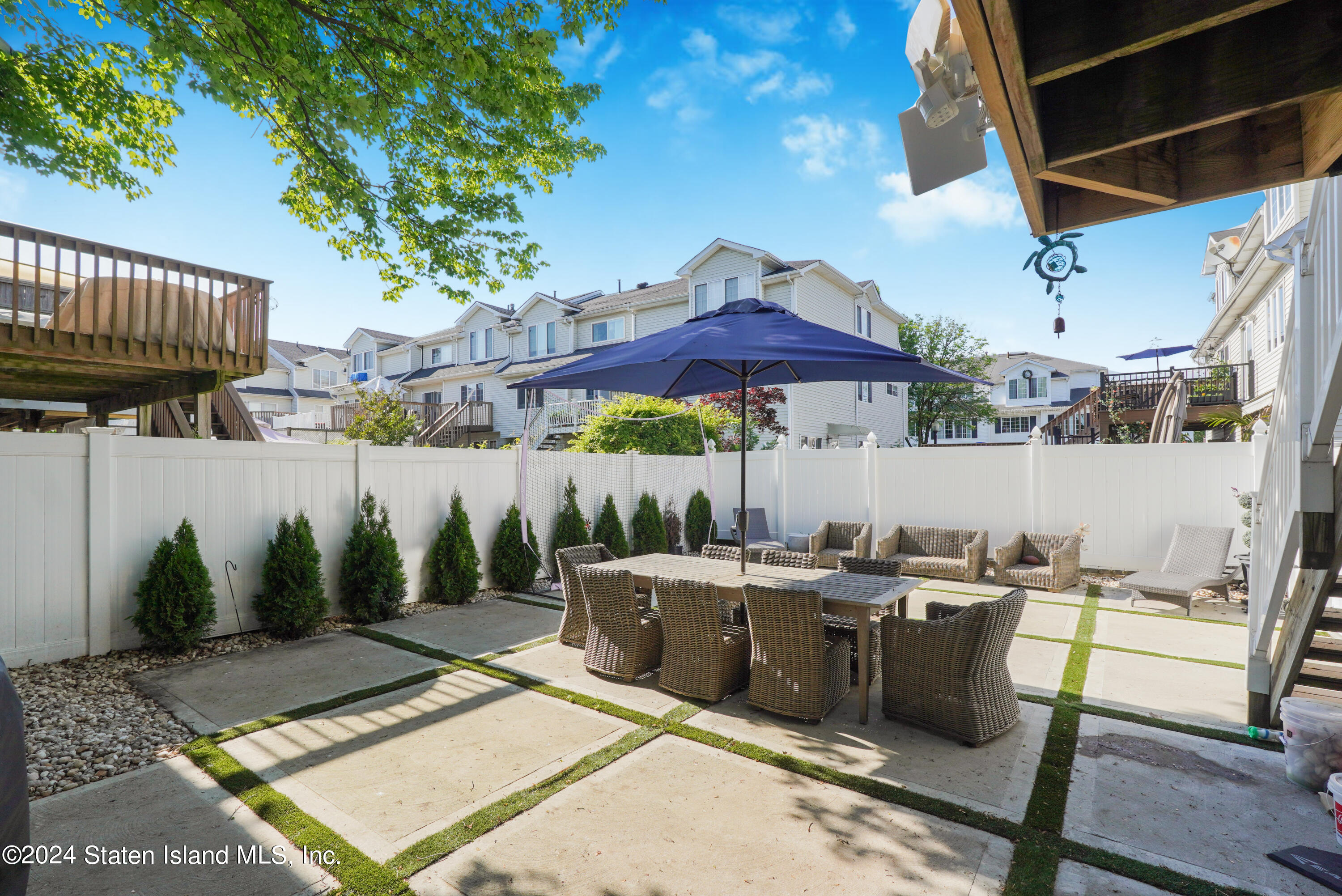 29 White Oak Lane