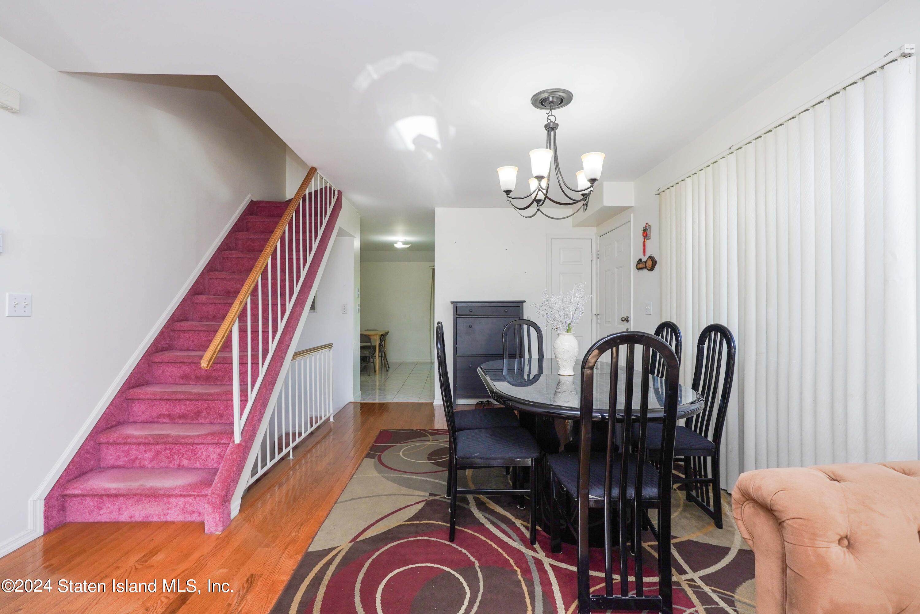 144 Kenilworth Avenue