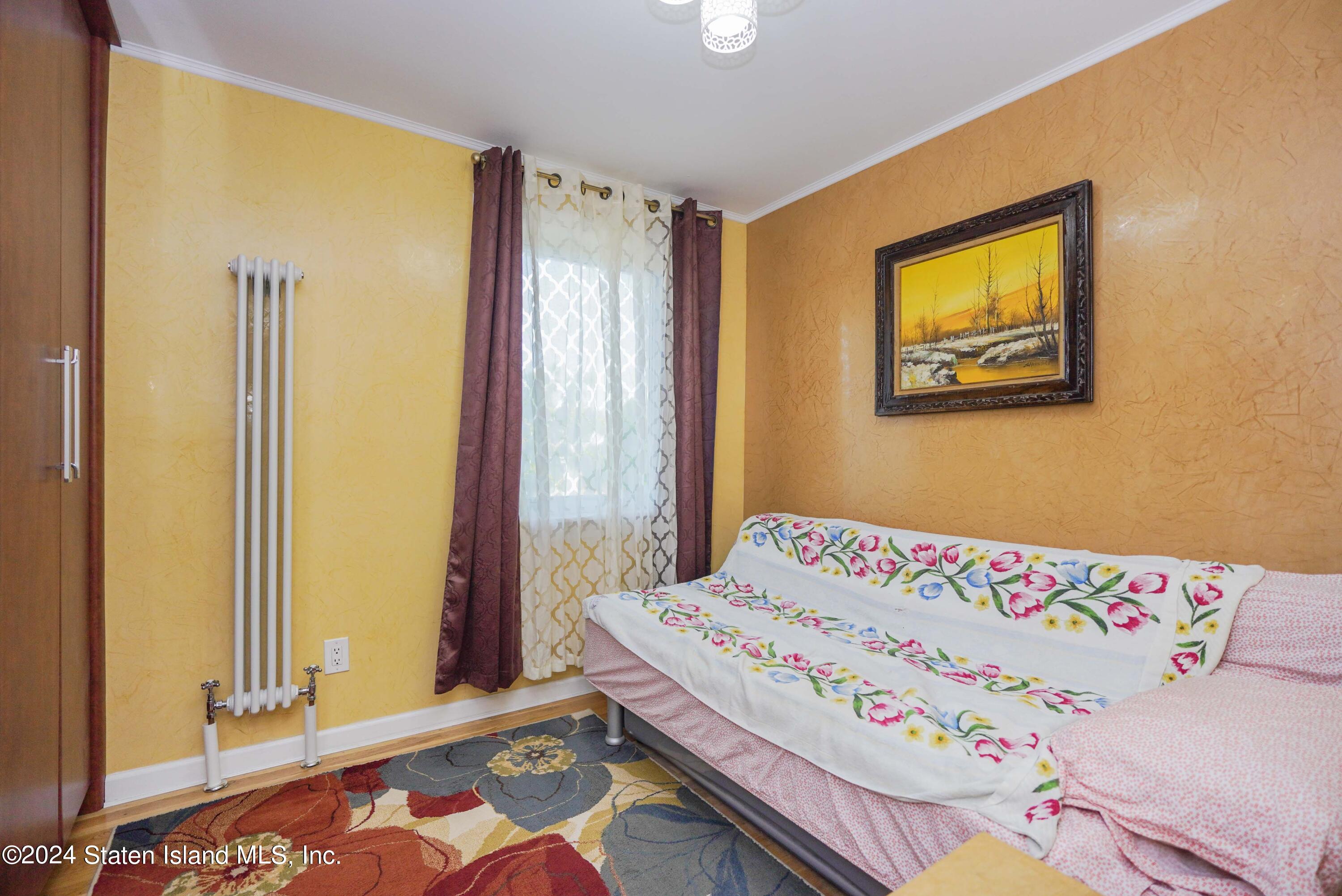 10 Elie Court