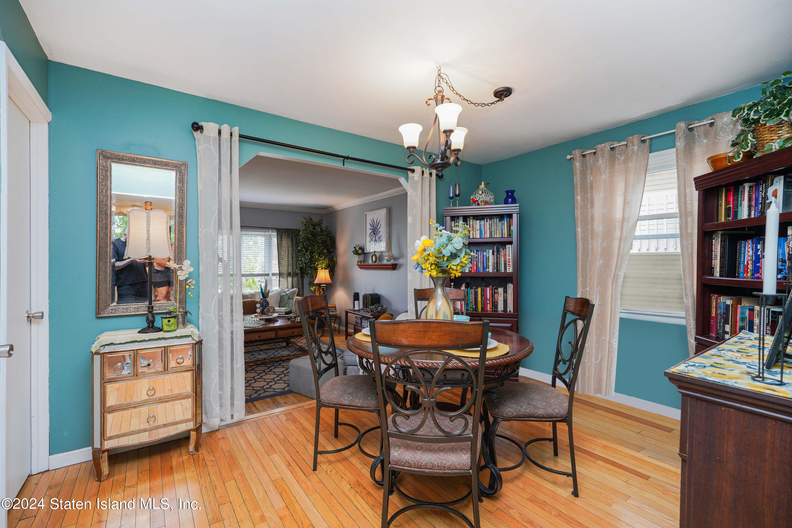 123 Highland Road