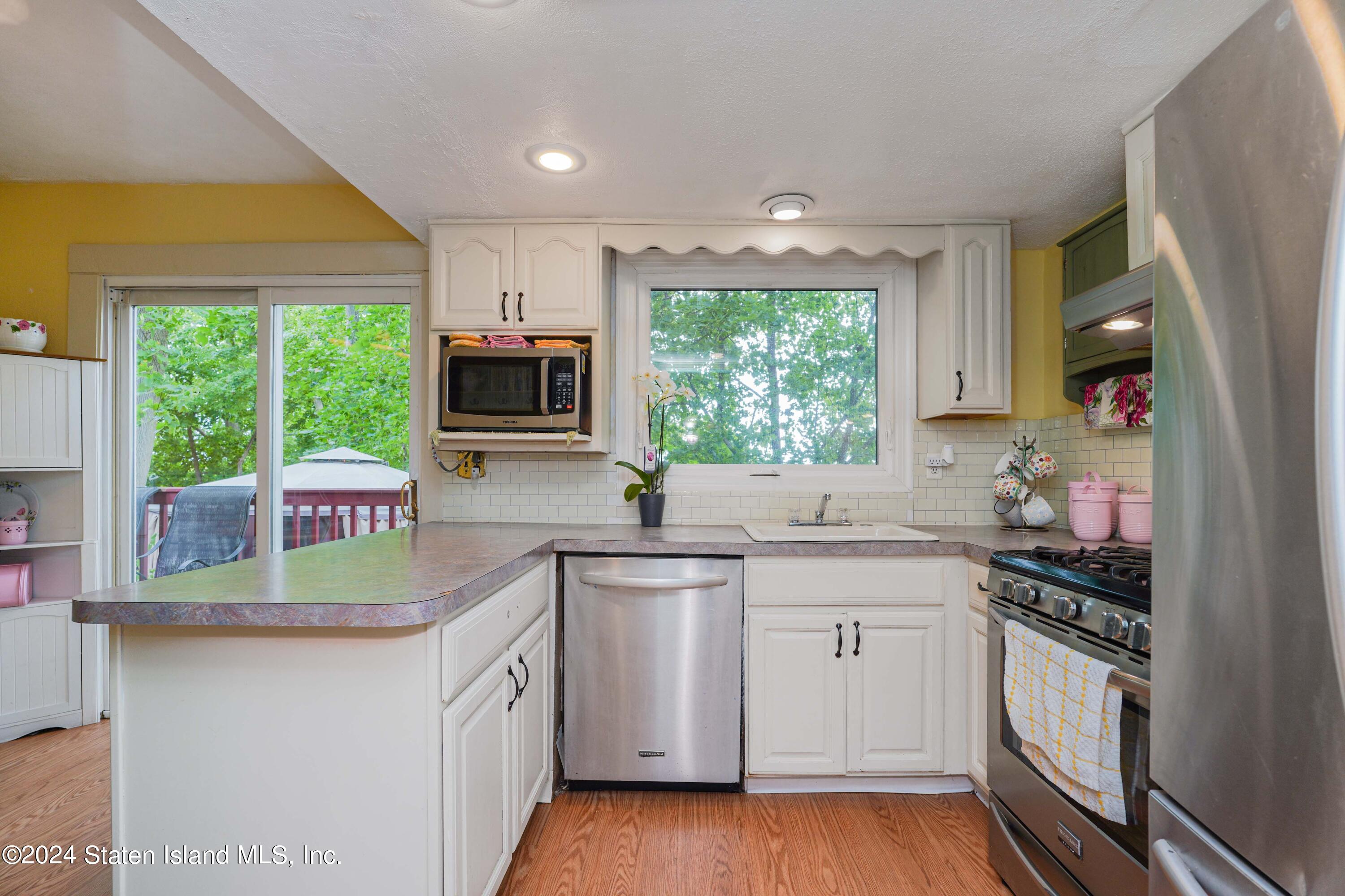 123 Highland Road