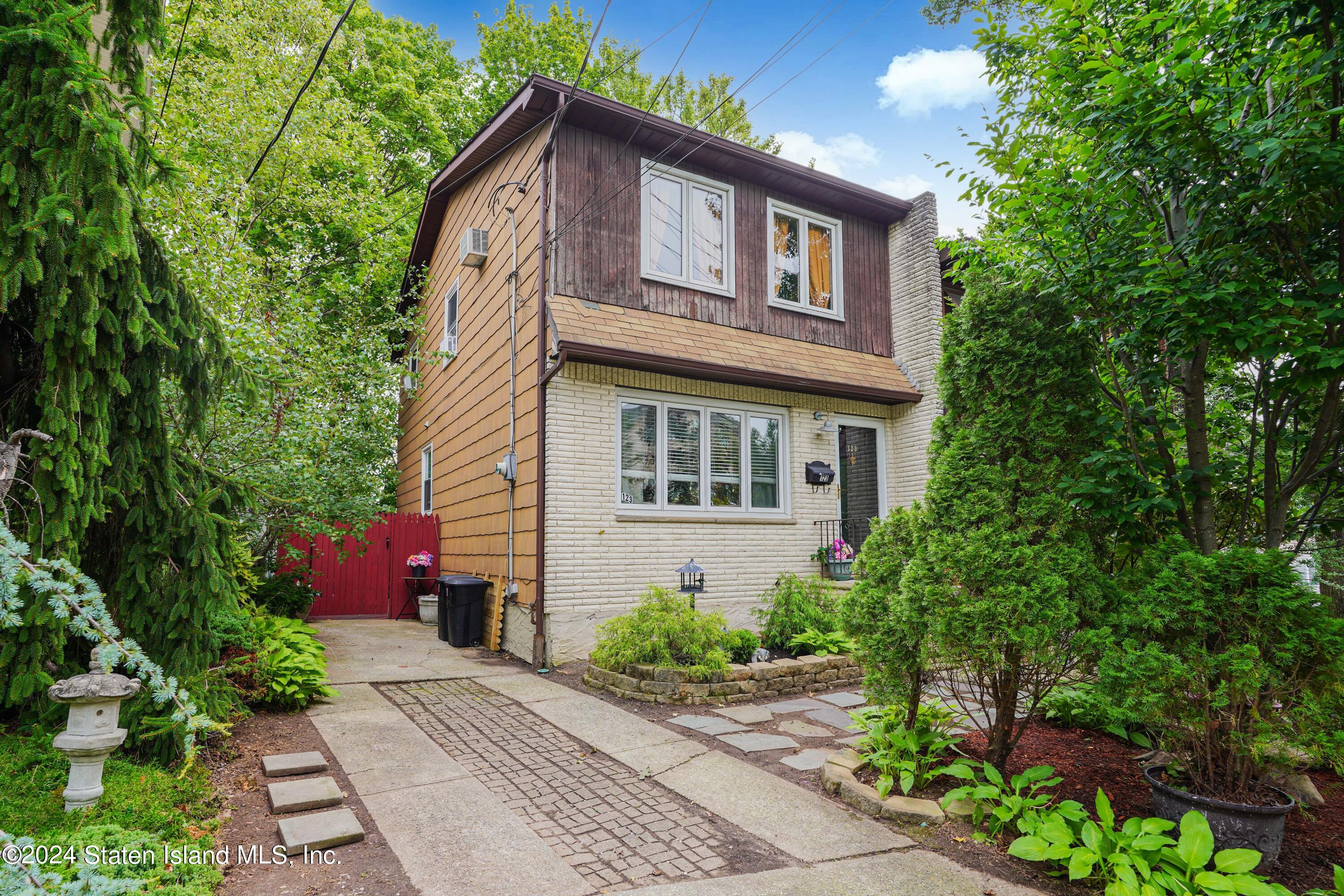 123 Highland Road