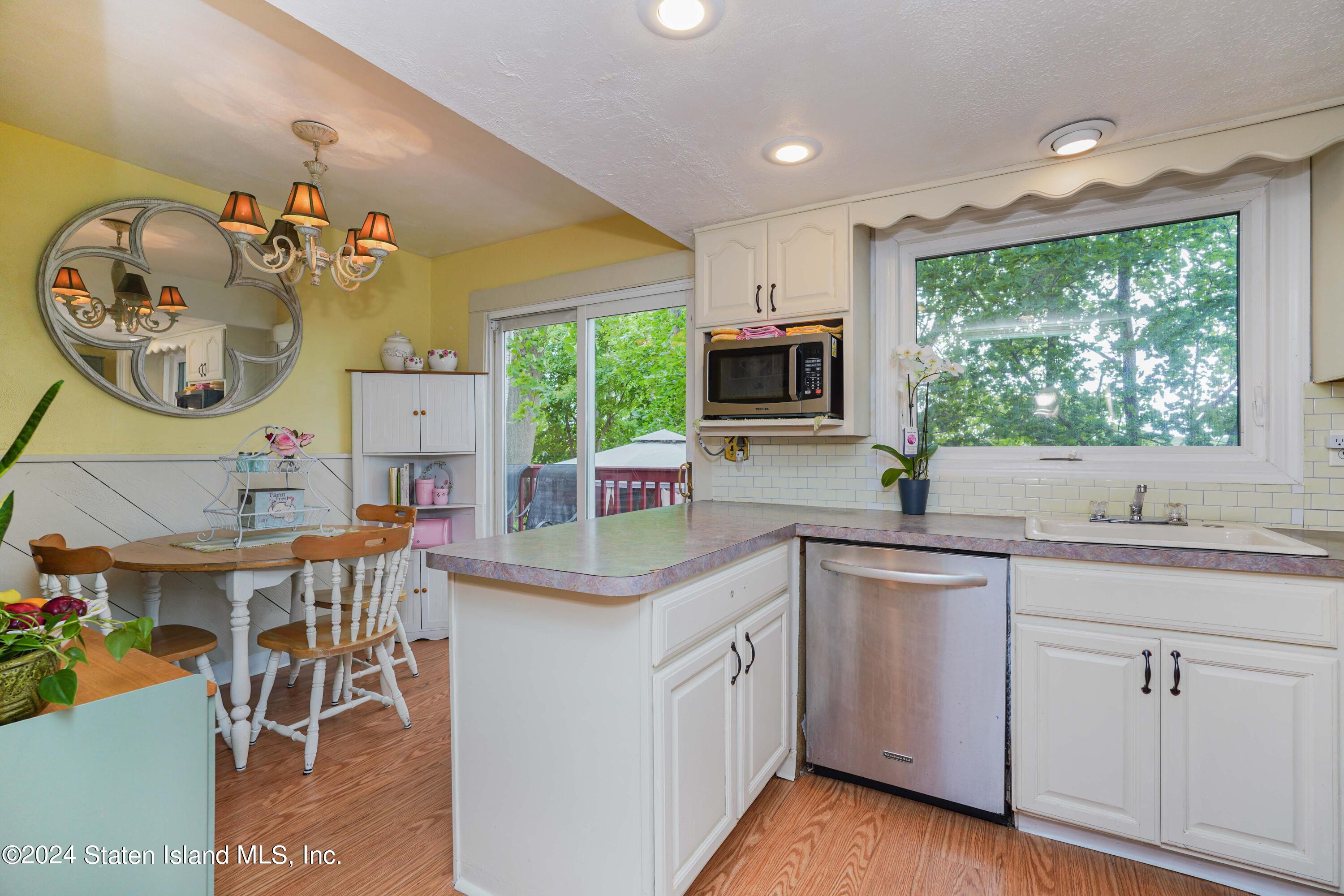 123 Highland Road