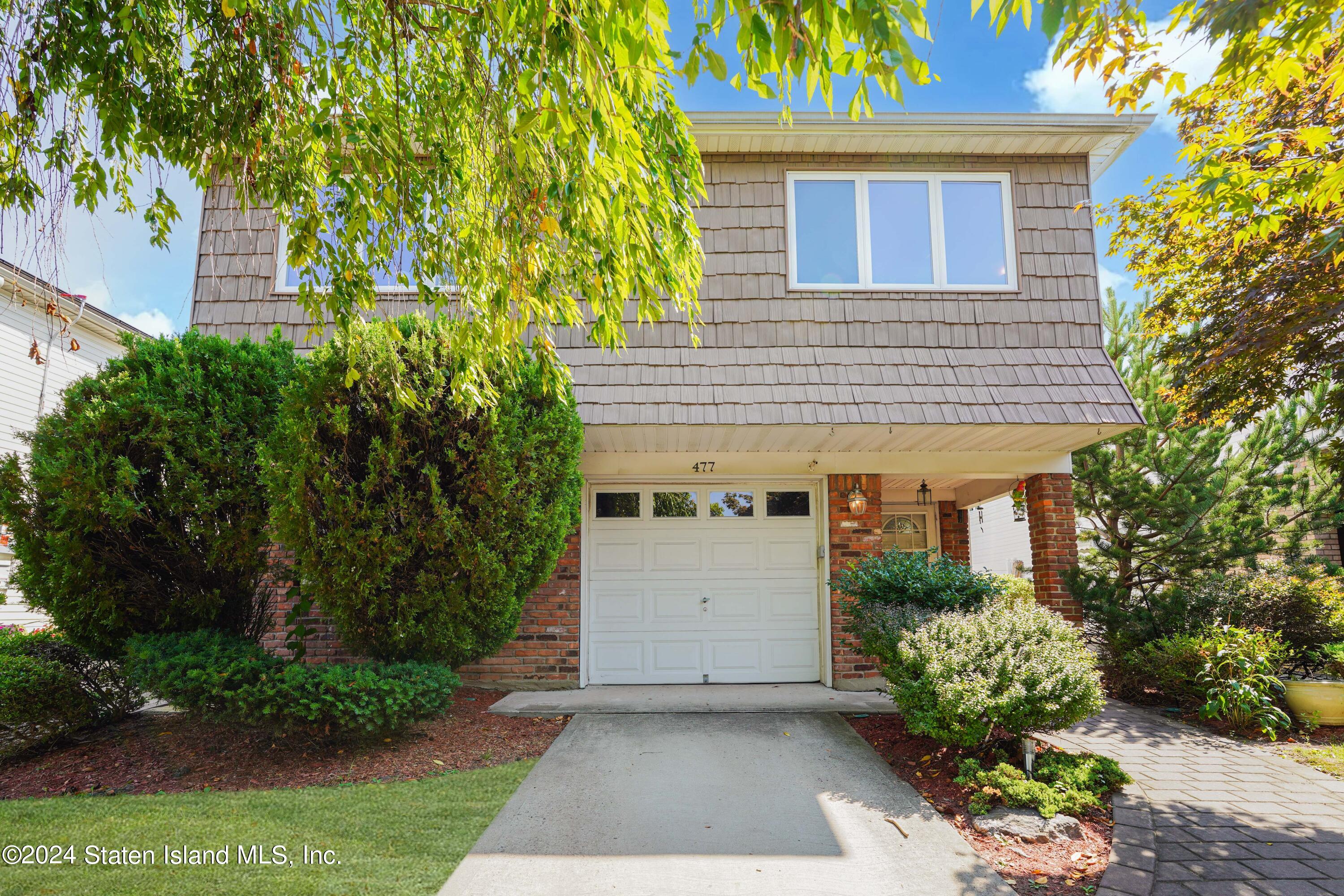 477 Arlene Street