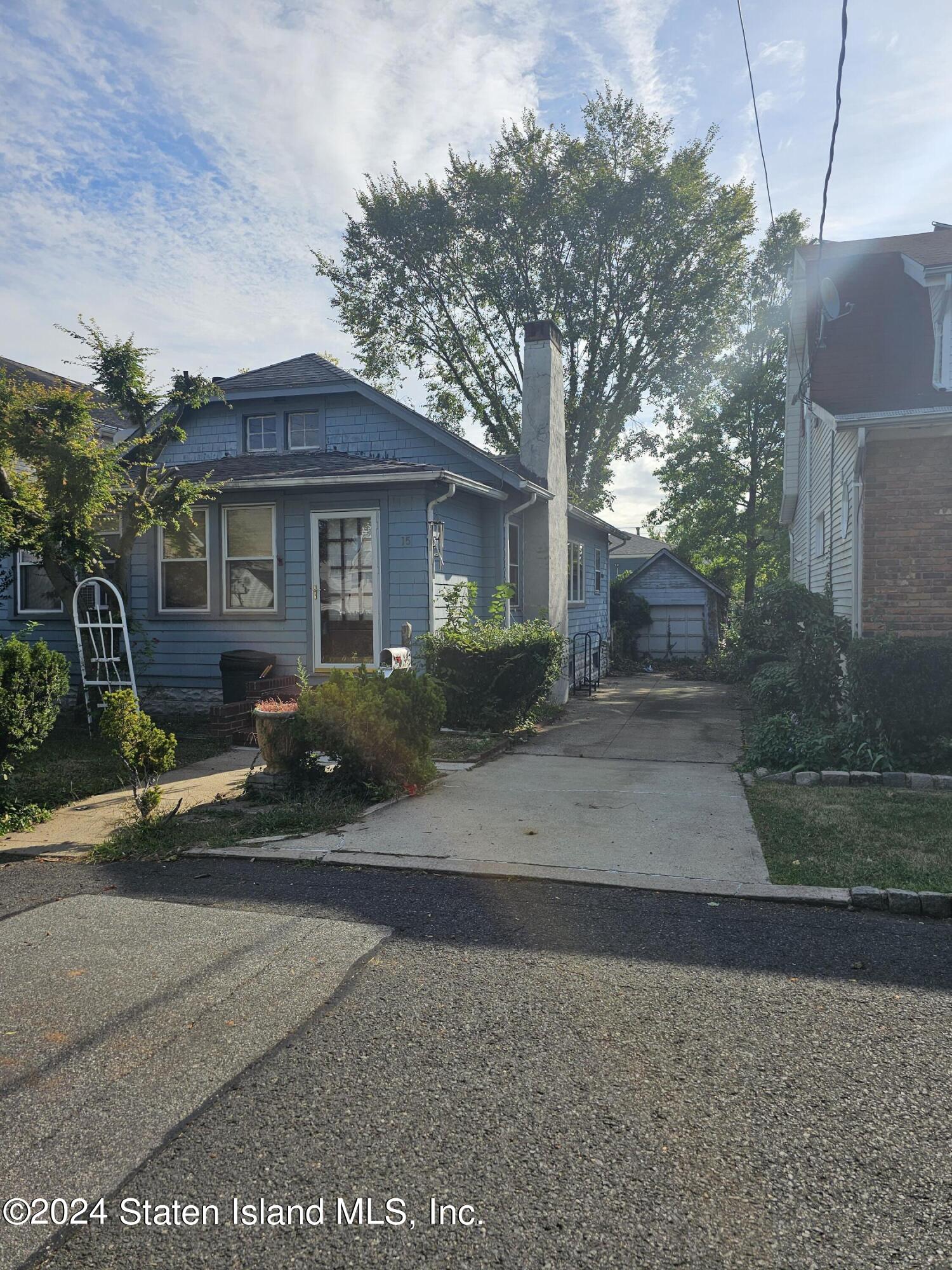 15 Satterlee Street