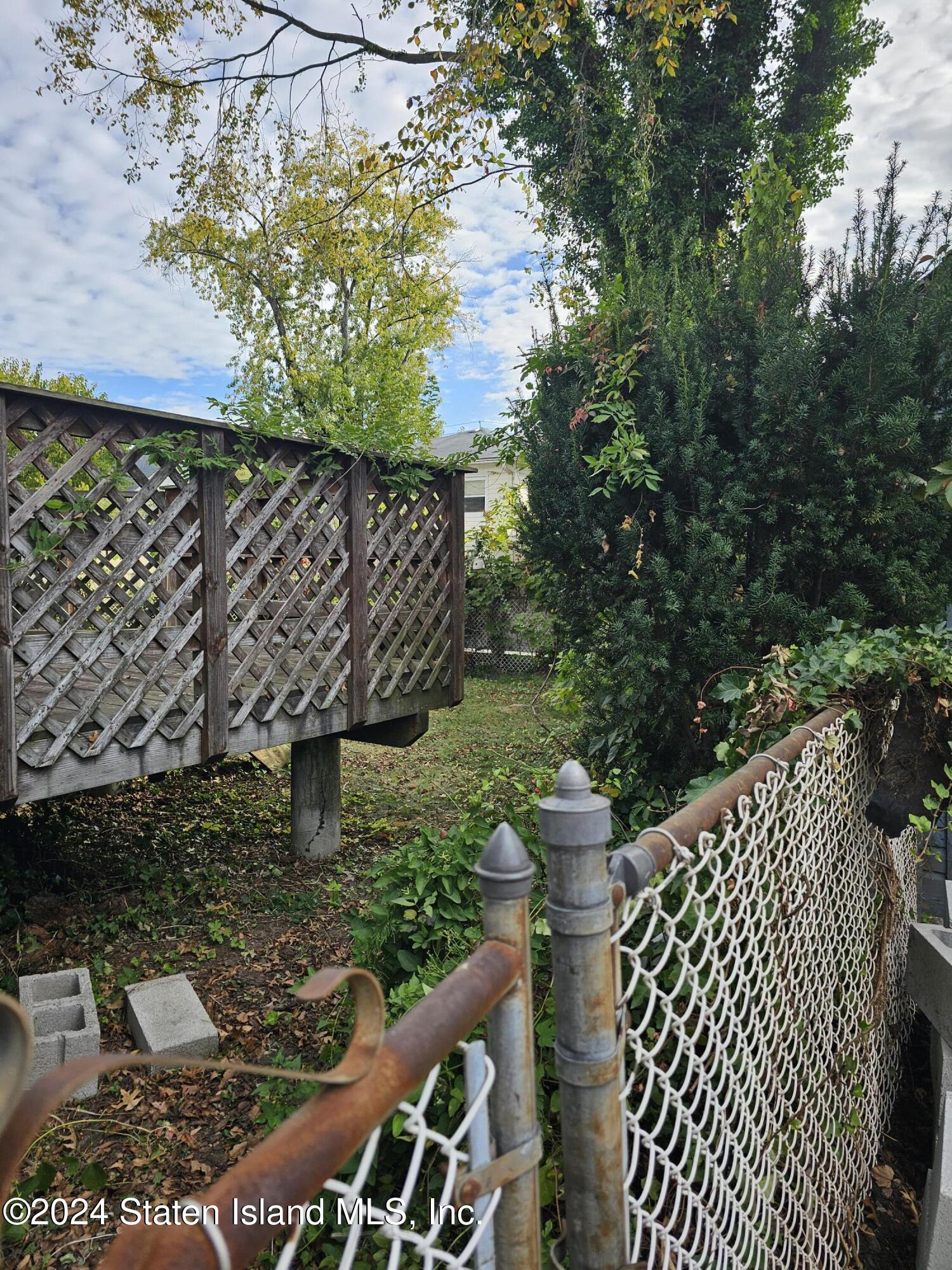 15 Satterlee Street