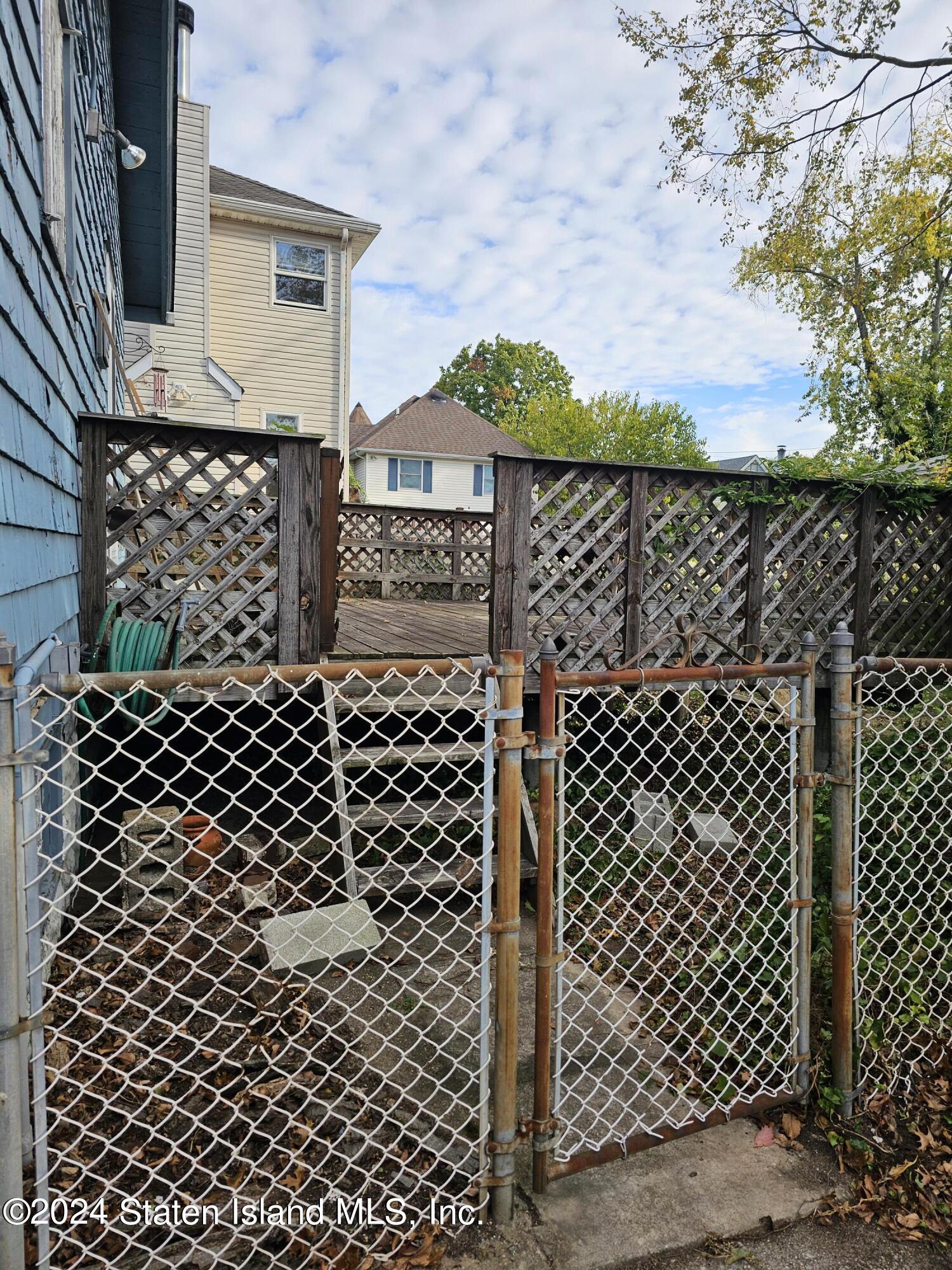15 Satterlee Street