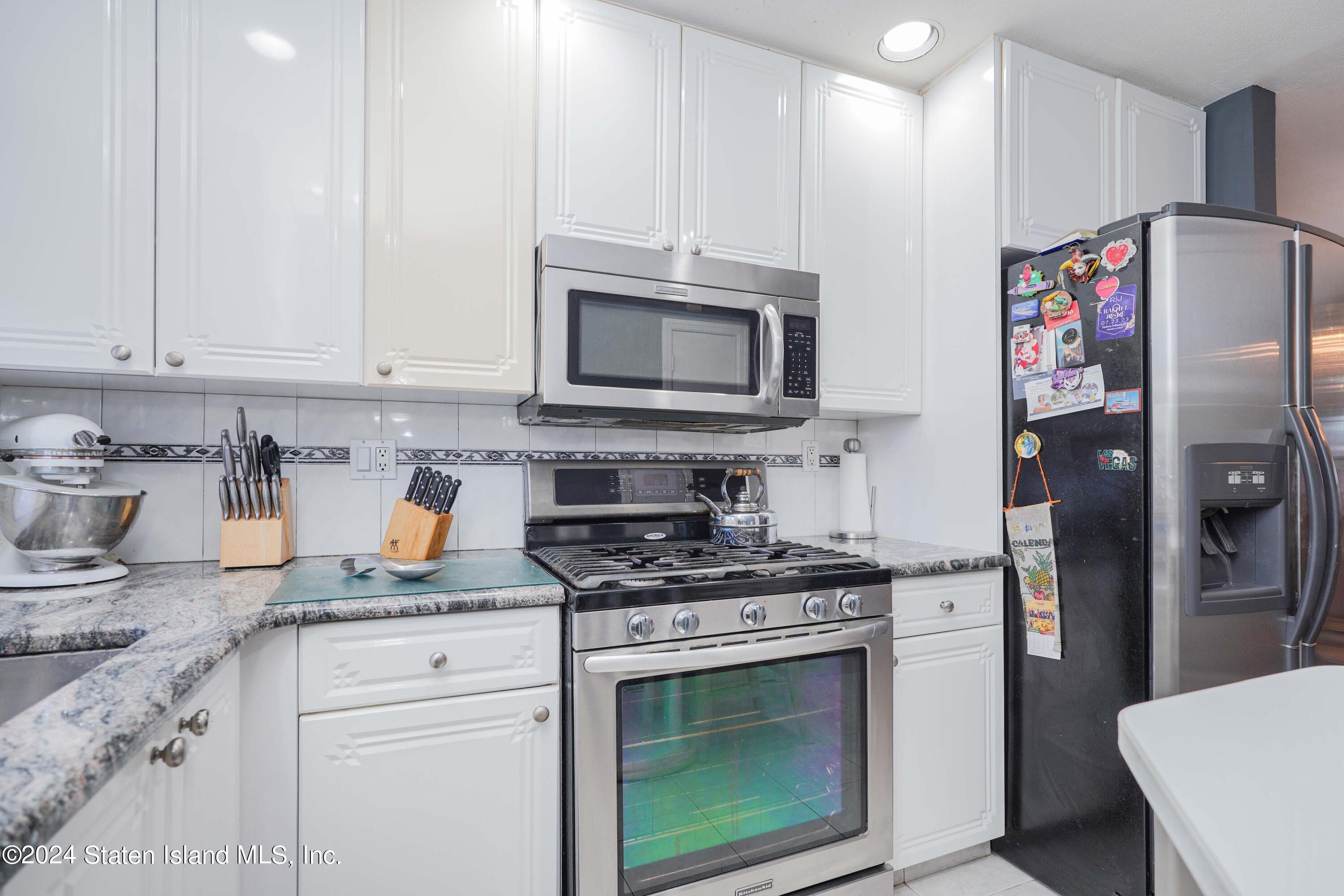 89 Renwick Avenue