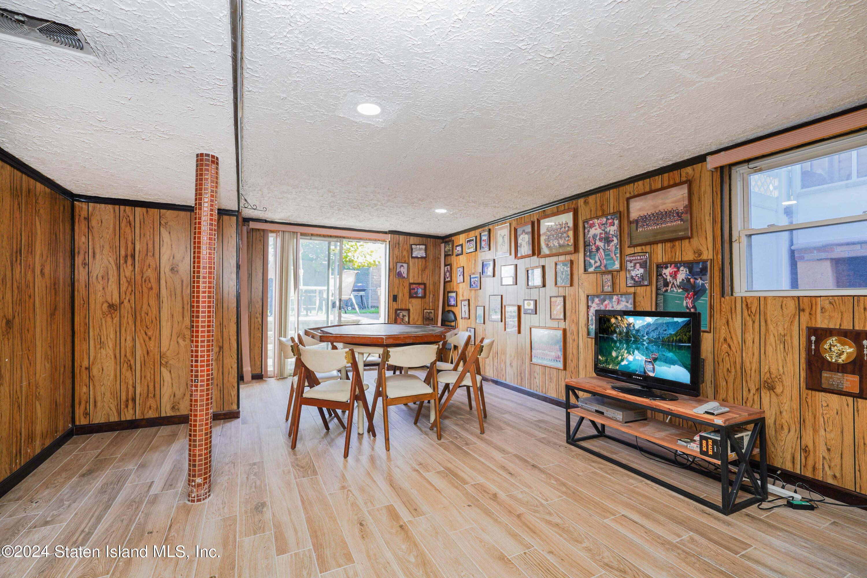 89 Renwick Avenue