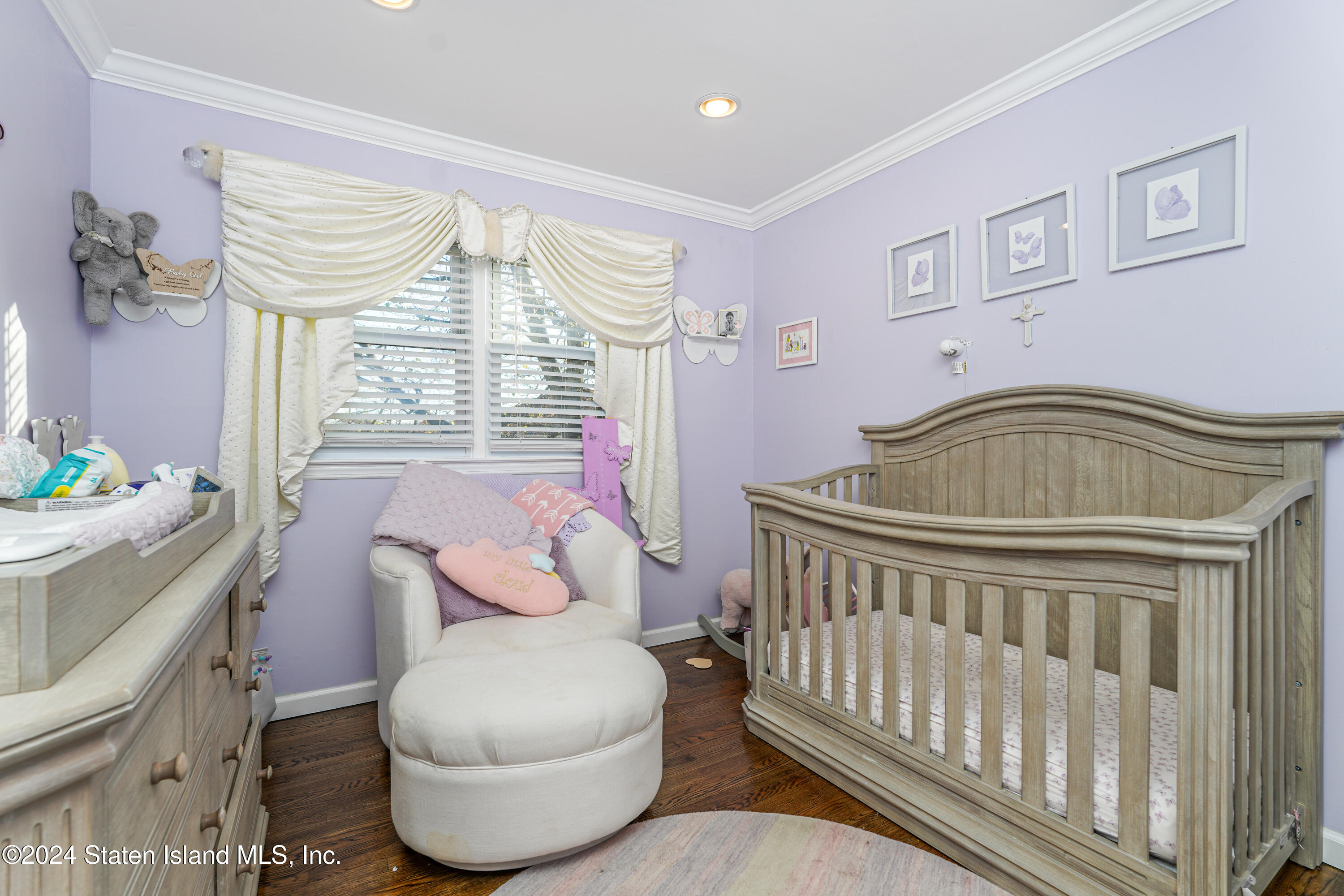 23 Kingdom Avenue