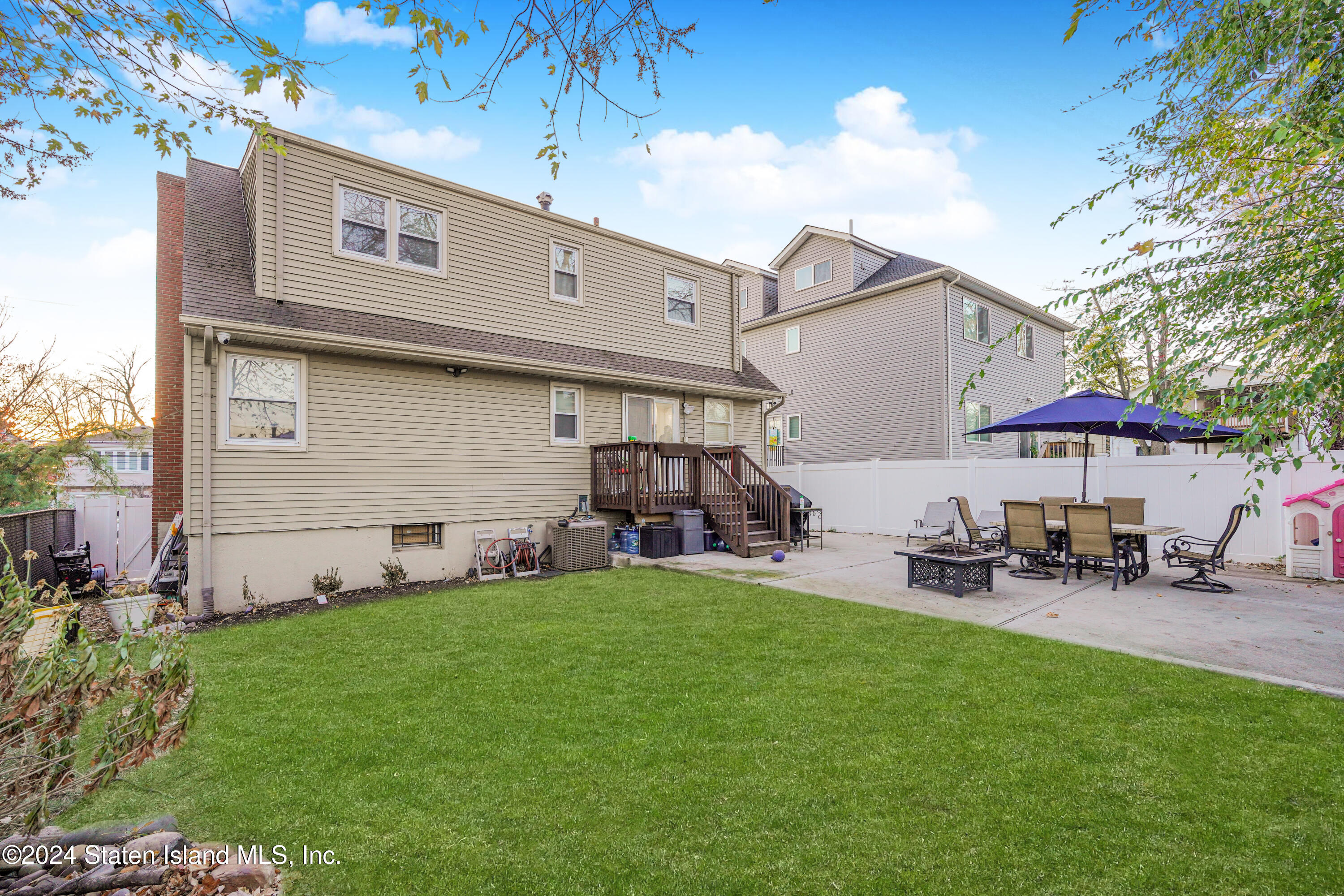 23 Kingdom Avenue