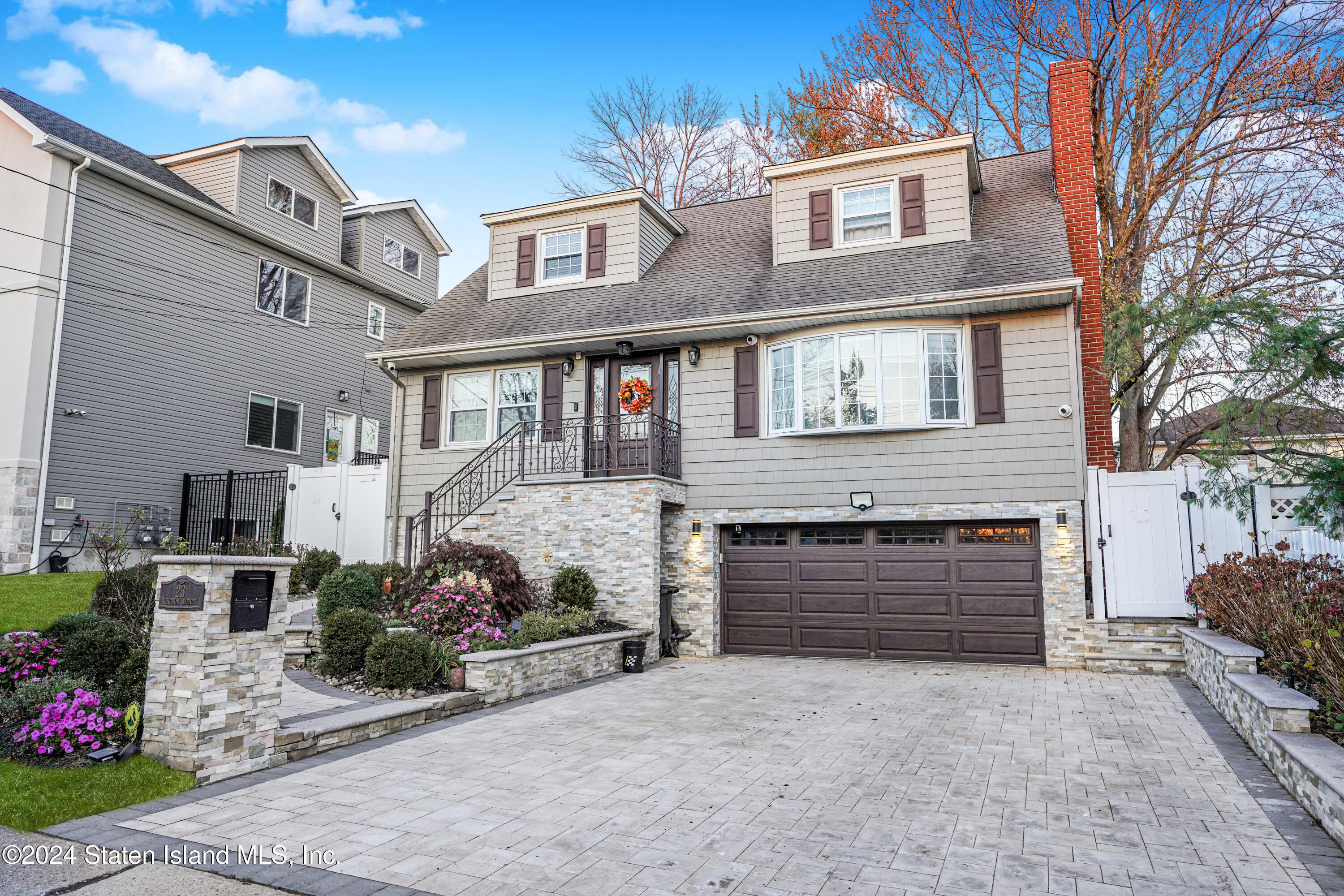 23 Kingdom Avenue