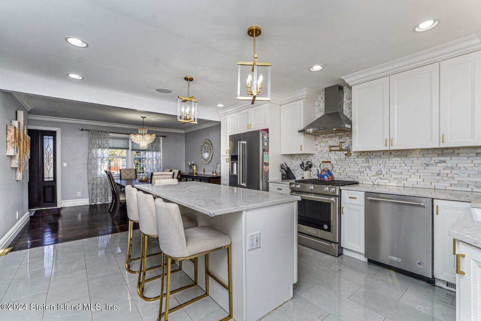 23 Kingdom Avenue