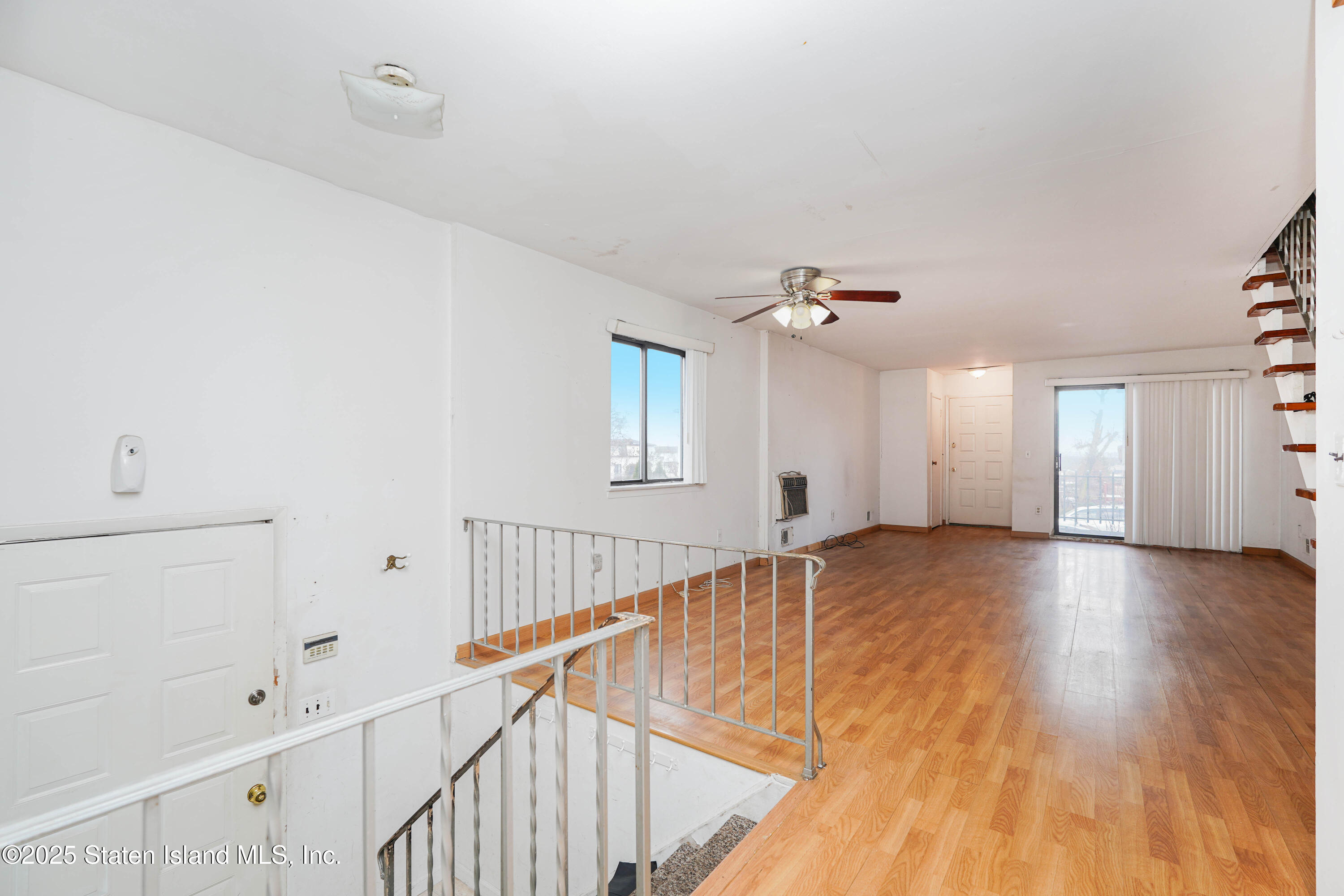 53 Evans Street