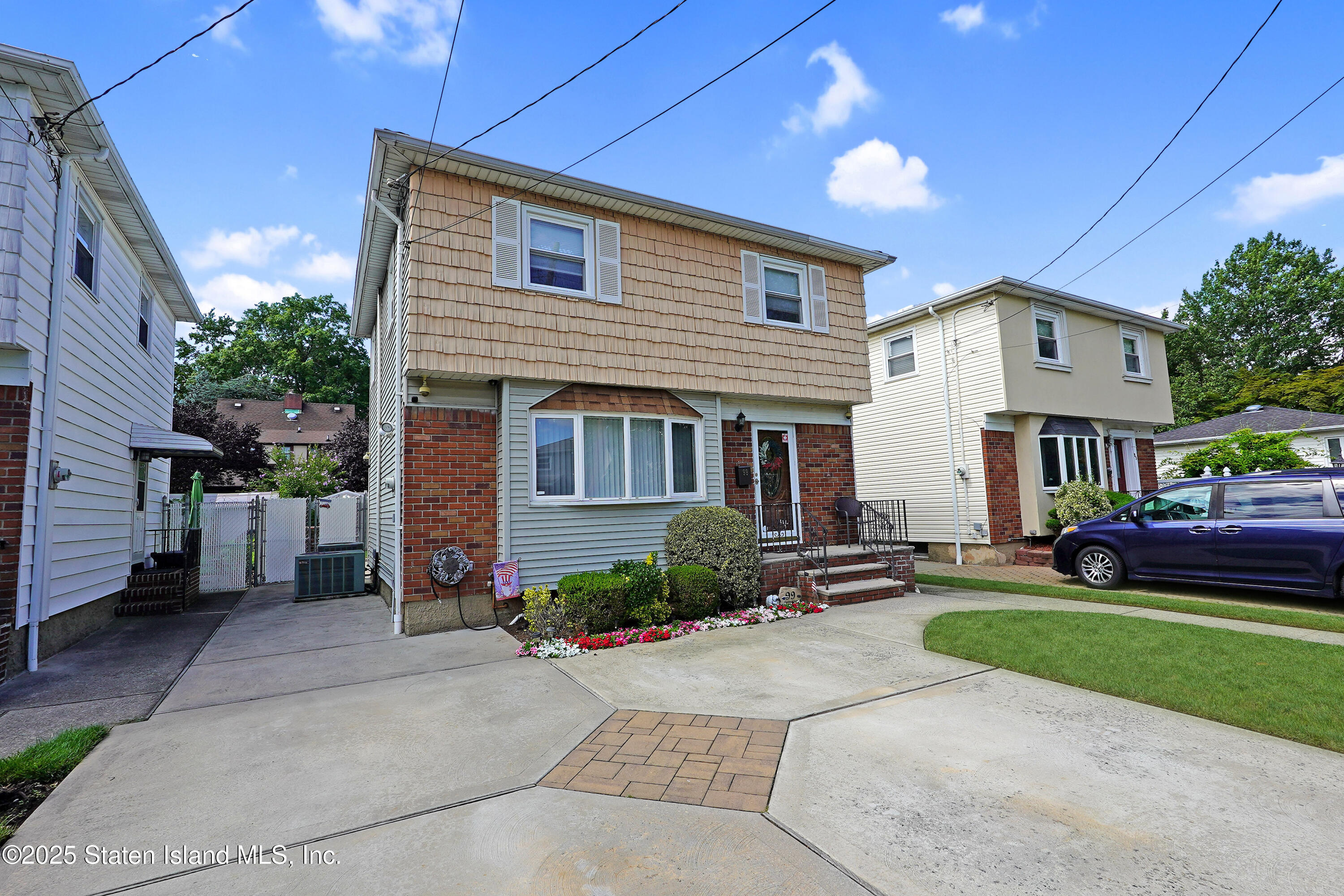 99 Elmira Street