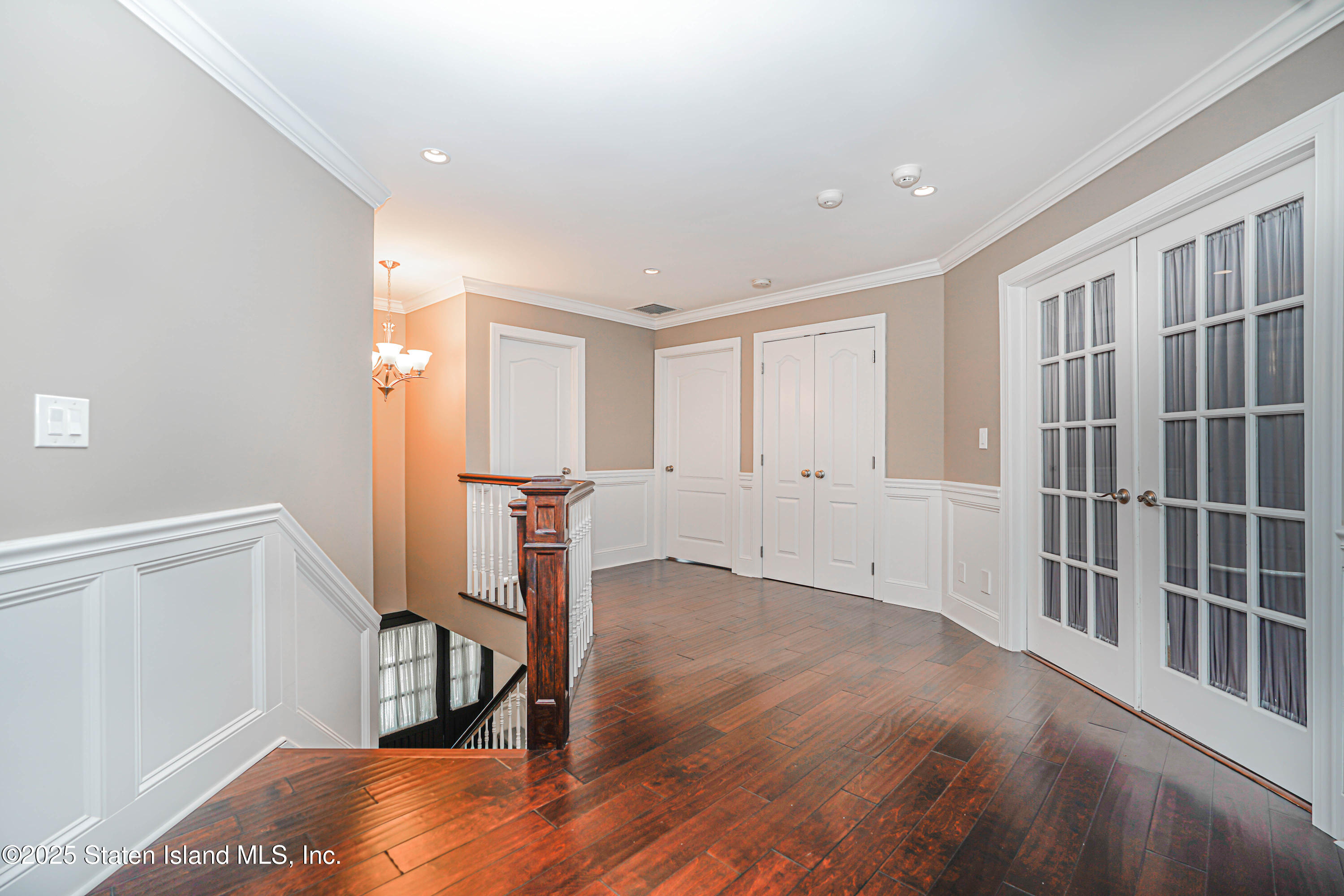 237 Bayview Avenue