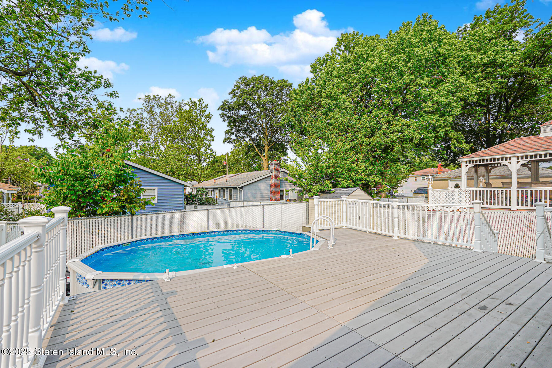 374 Tysens Lane