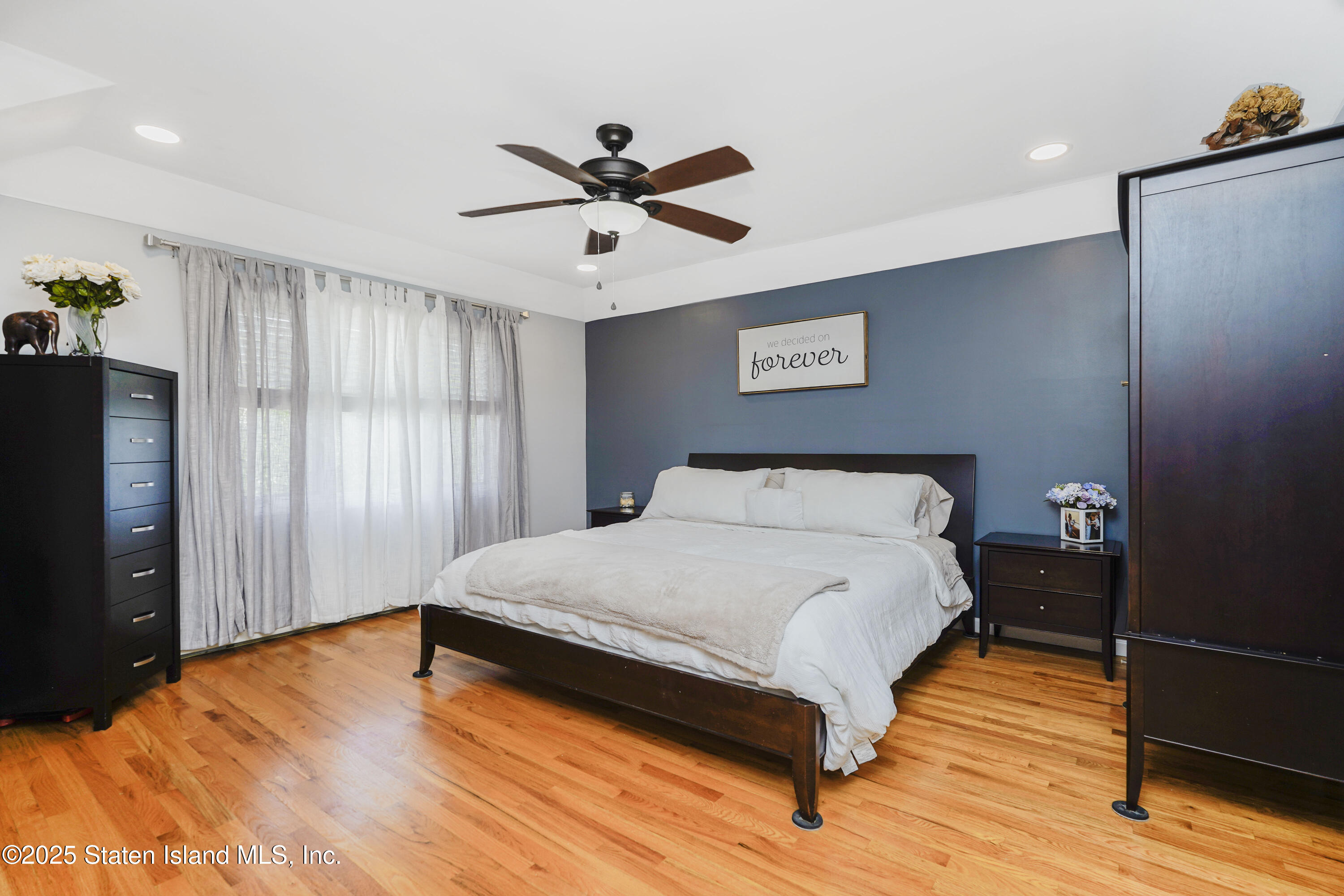 384 Yetman Avenue