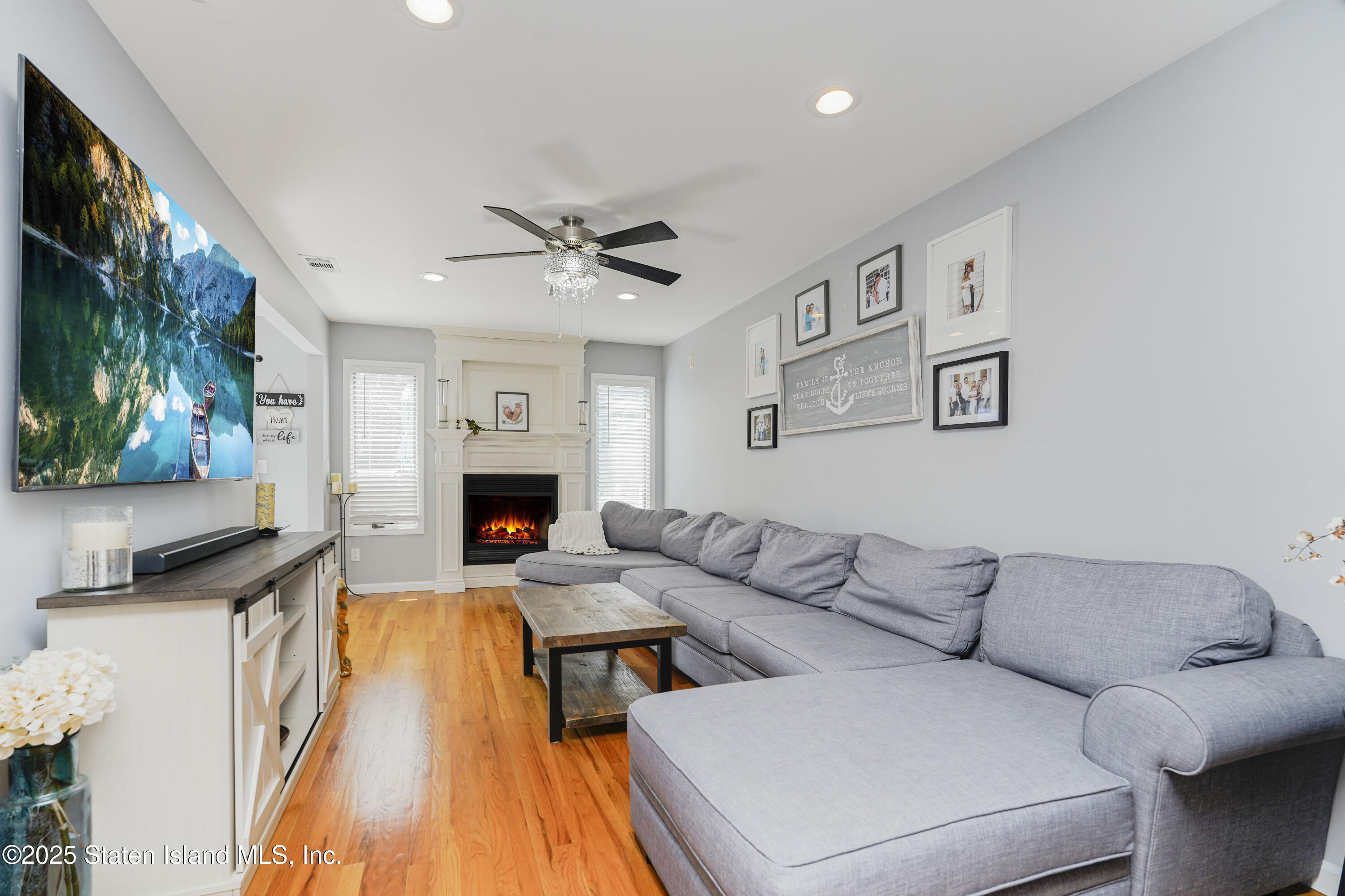 384 Yetman Avenue