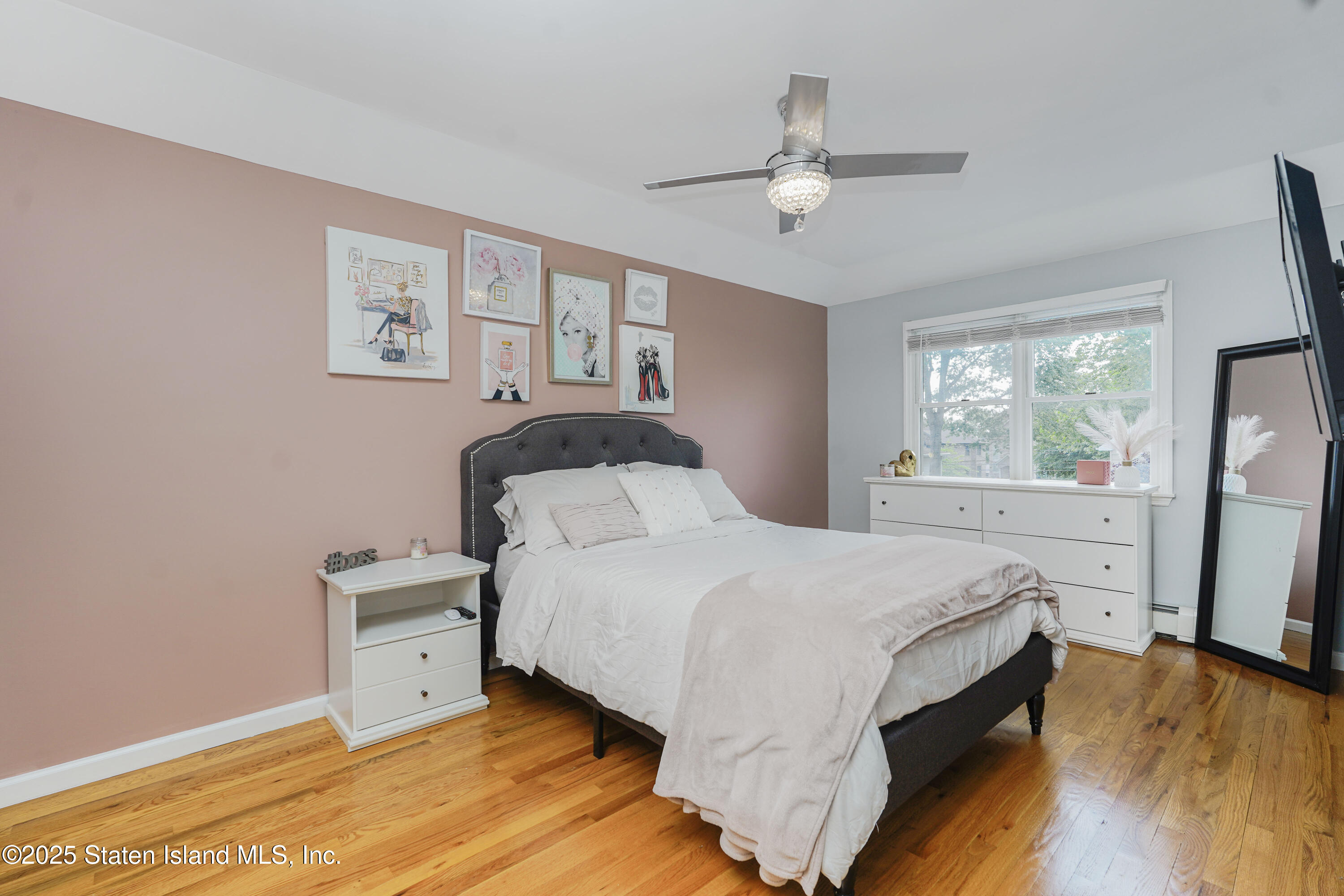 384 Yetman Avenue