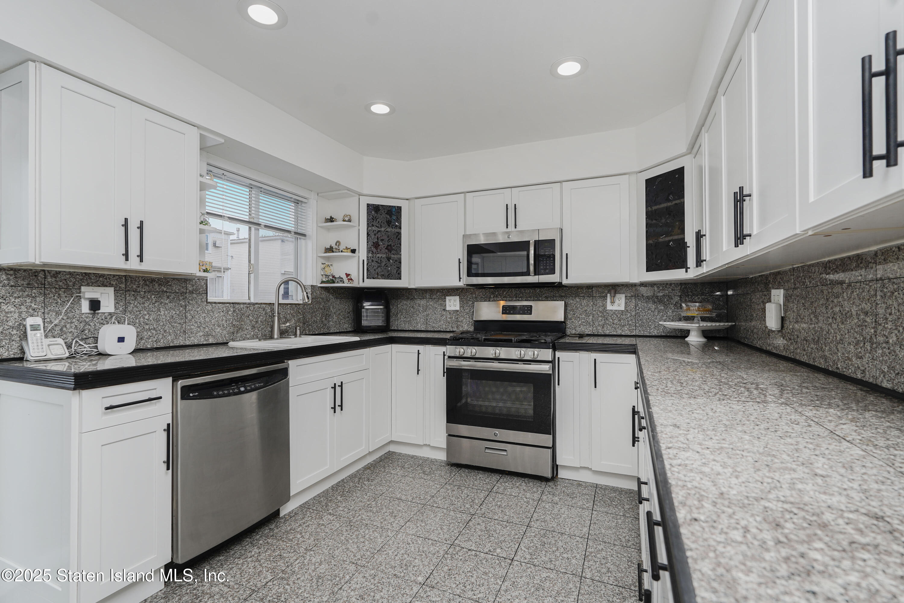 26 E Brandis Avenue
