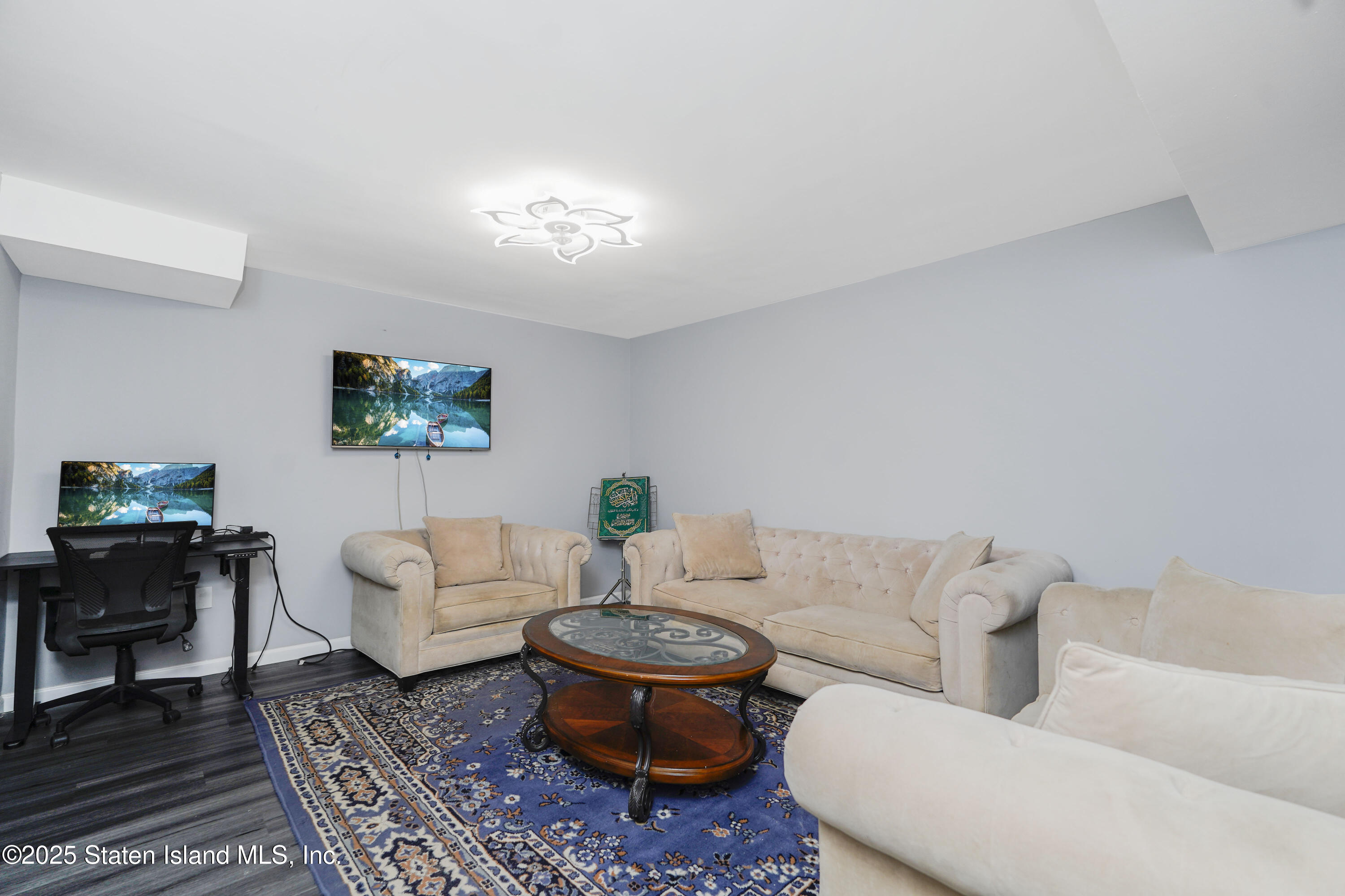 26 E Brandis Avenue