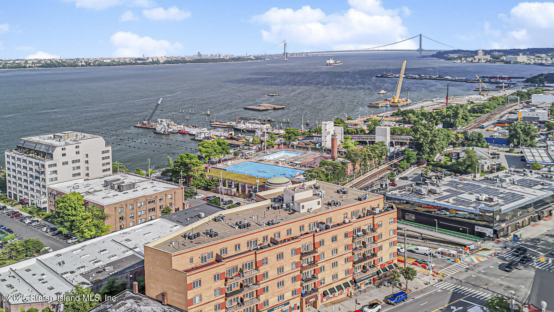 155 Bay Street 2l