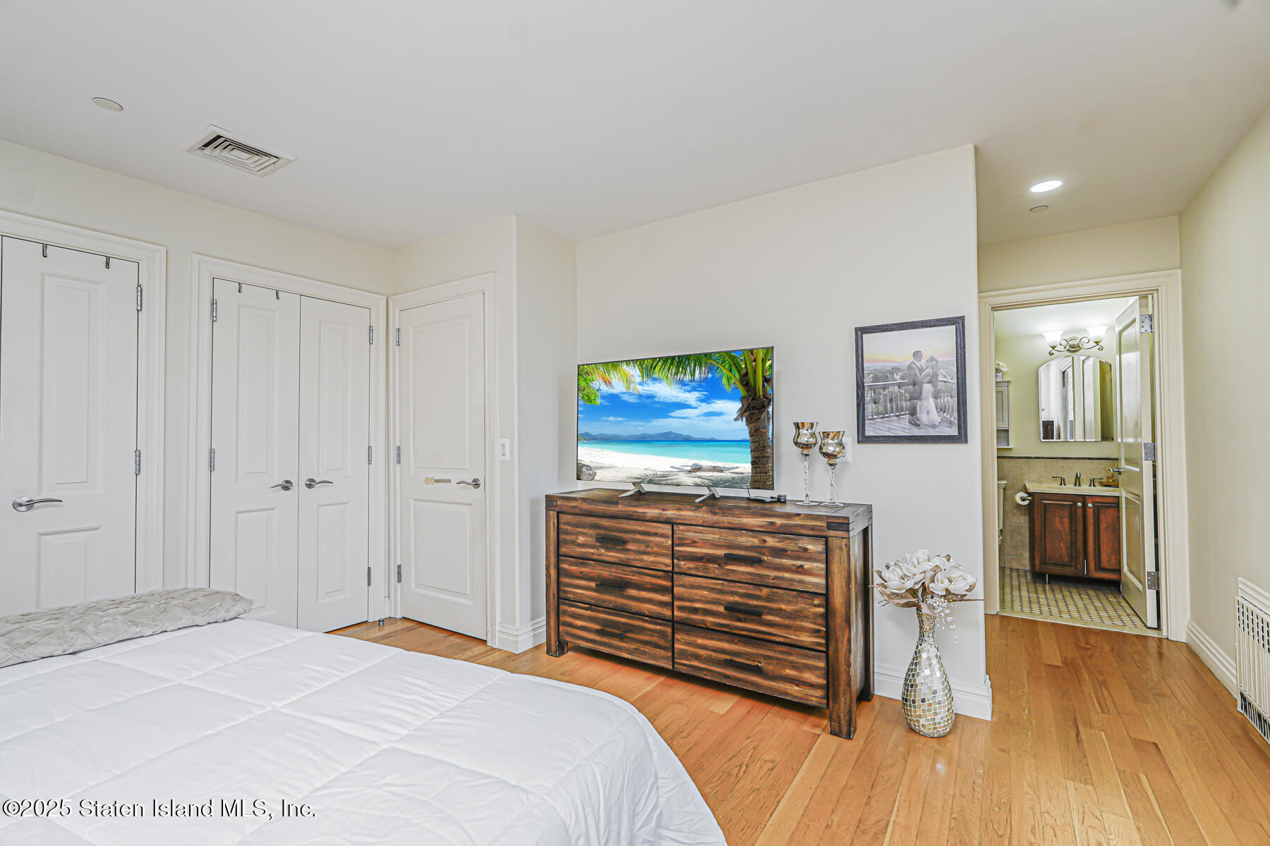 155 Bay Street 2l