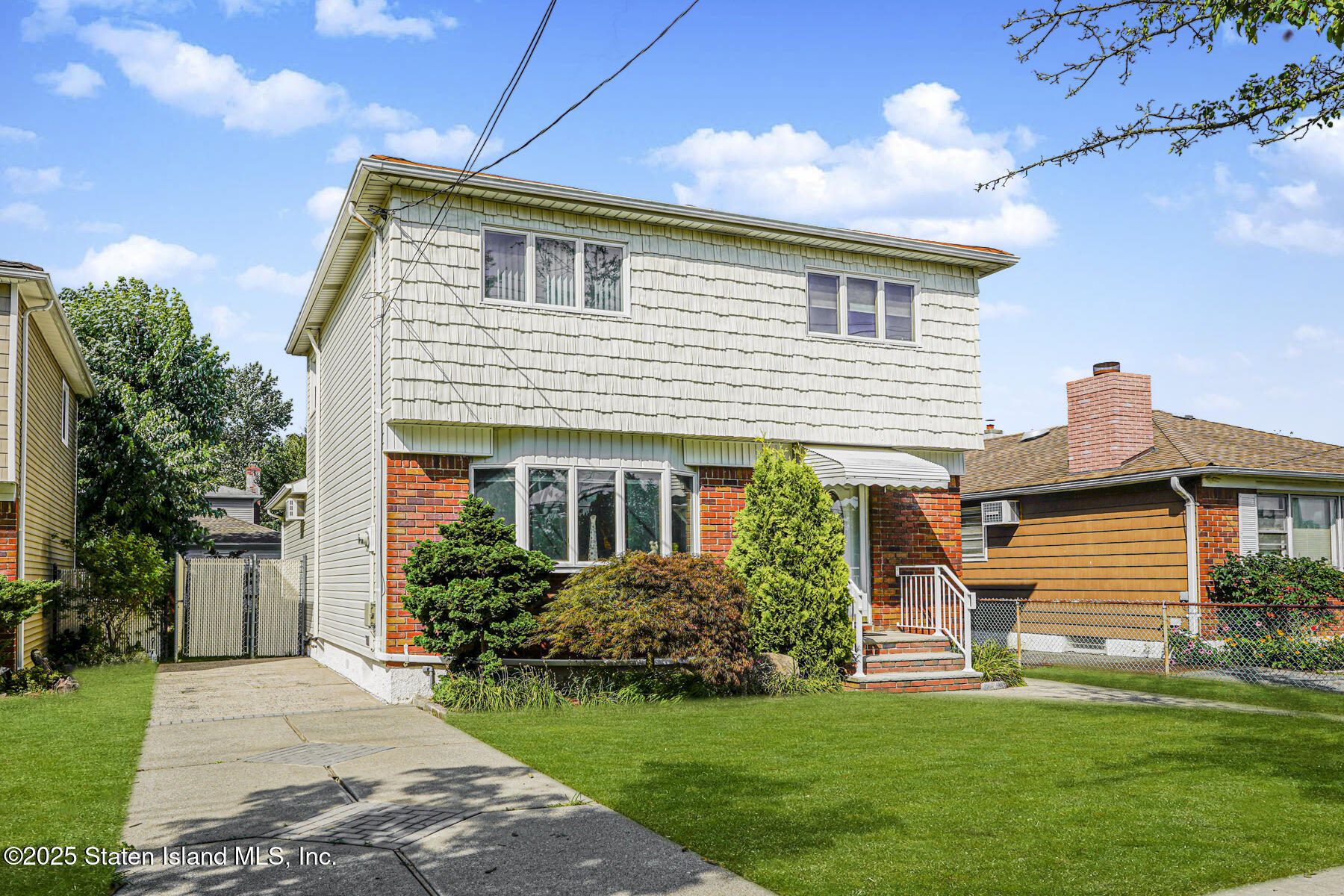 231 Adelaide Avenue