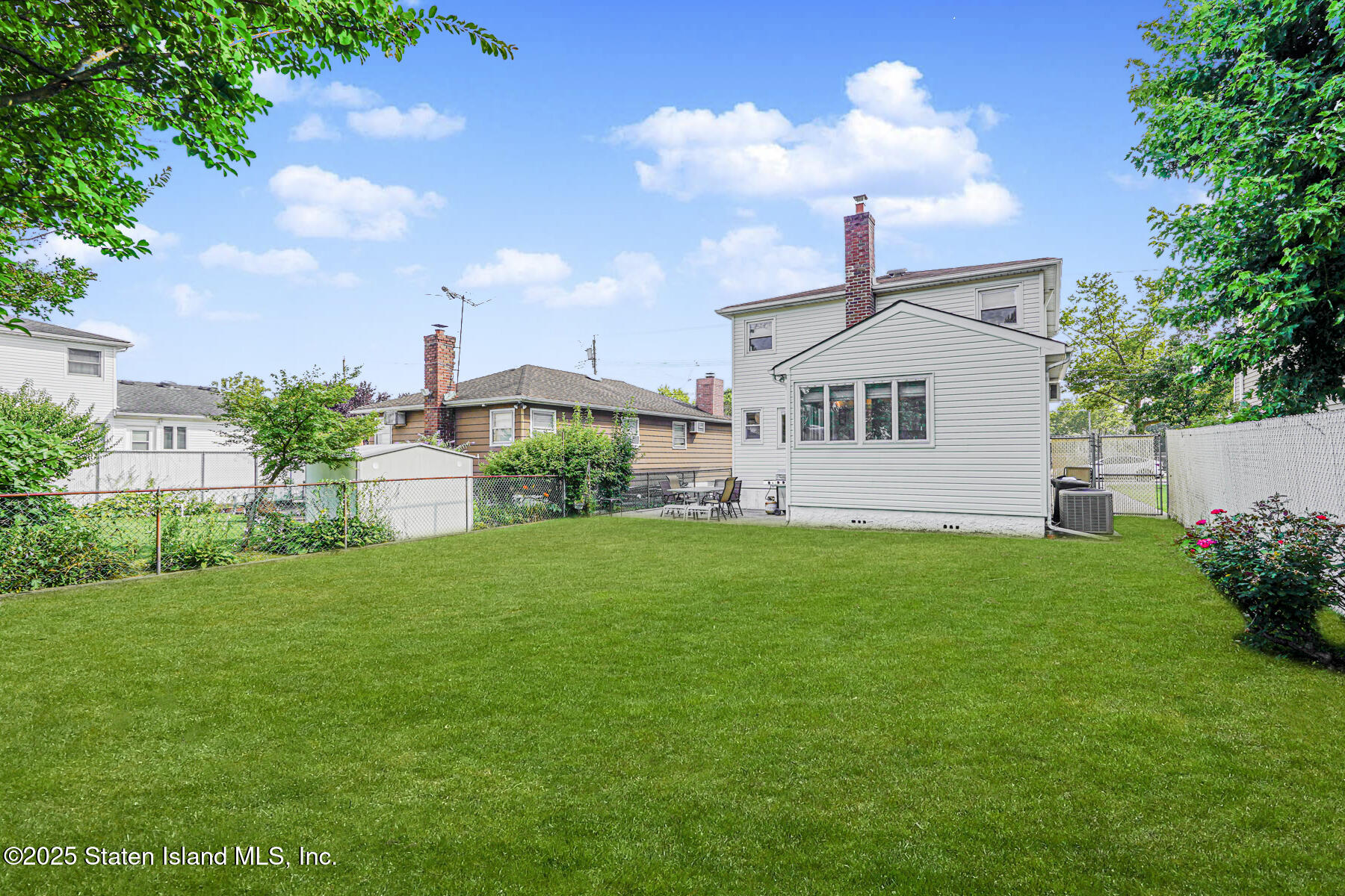 231 Adelaide Avenue