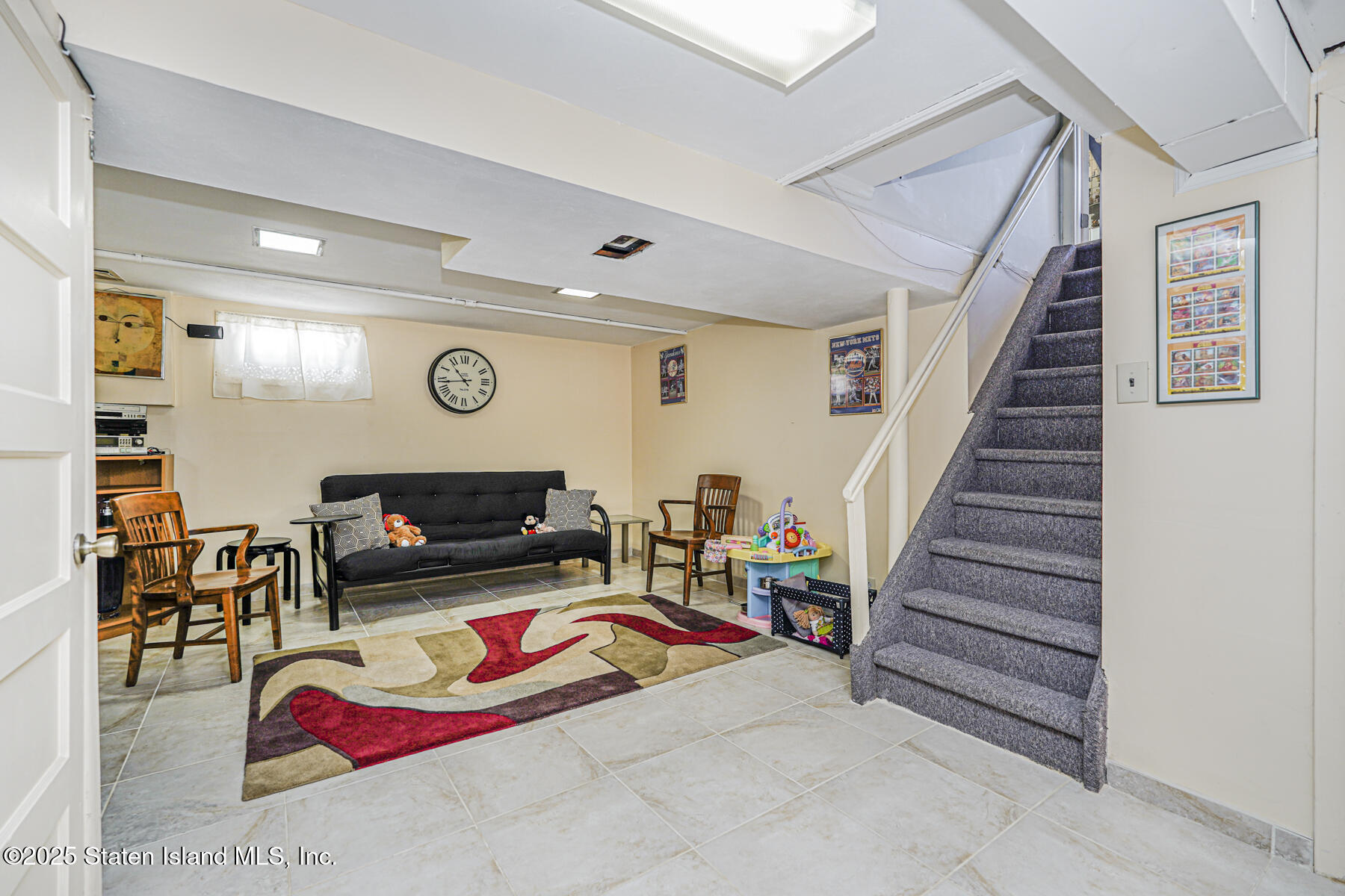 231 Adelaide Avenue
