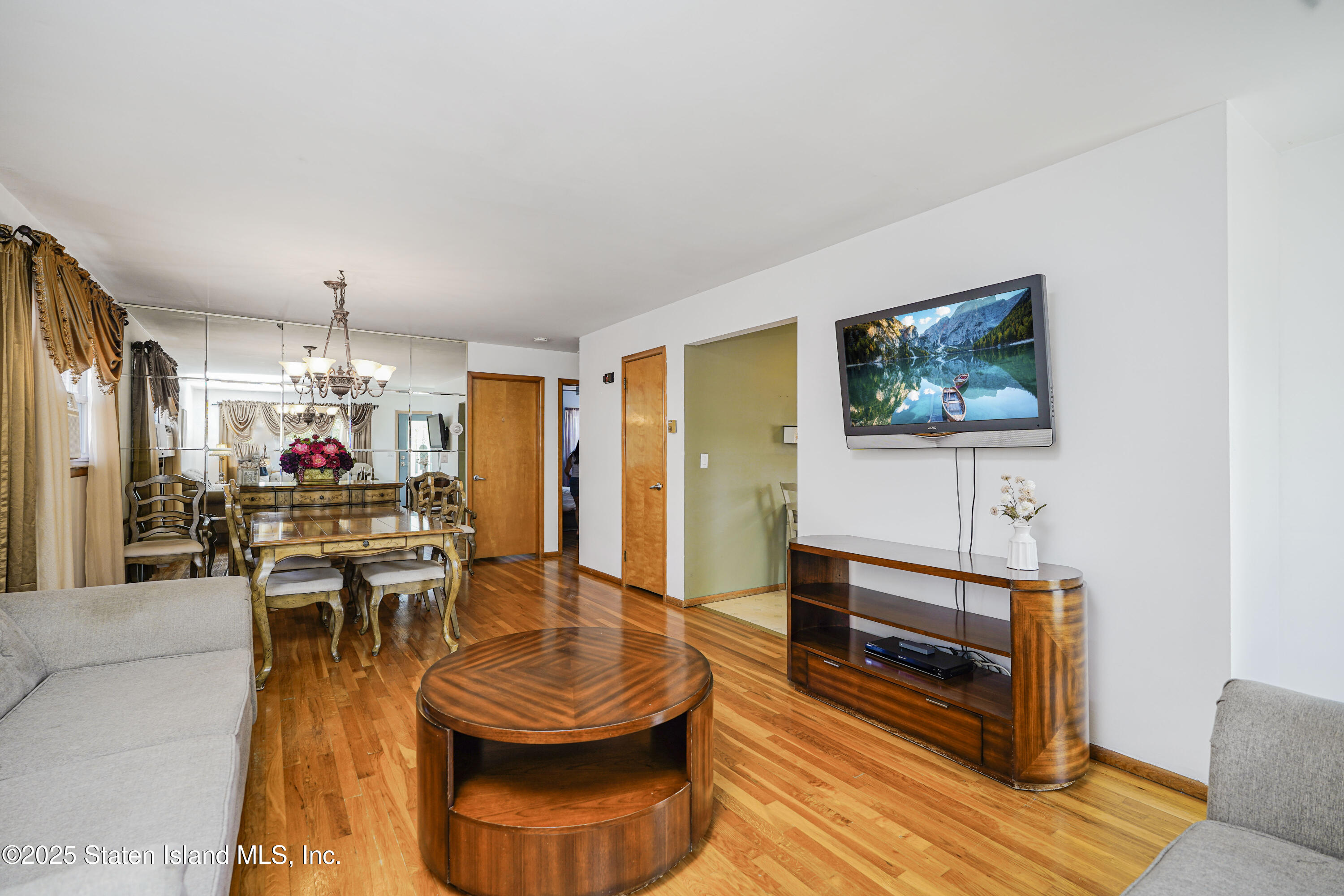 416 Bradford Avenue