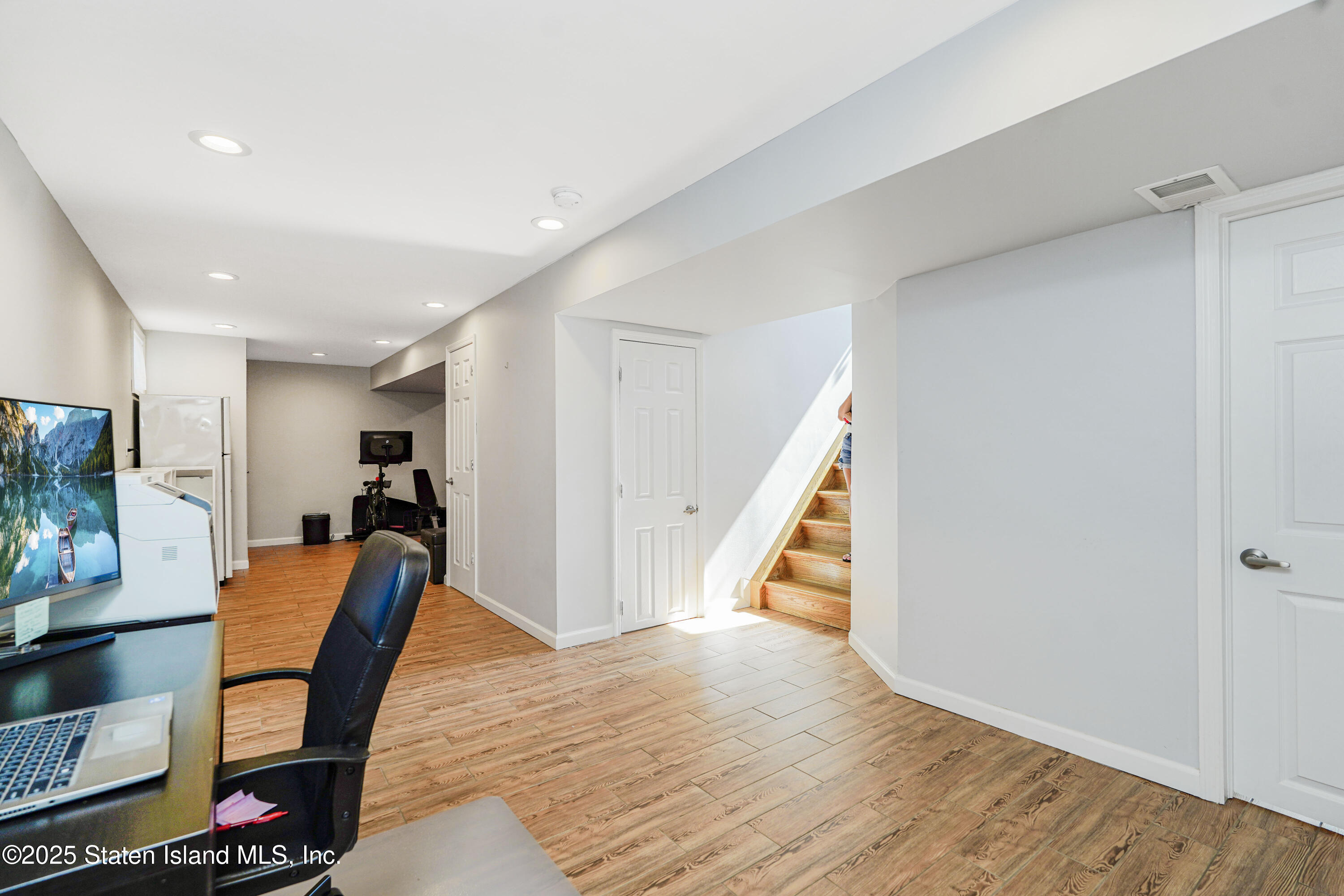 416 Bradford Avenue