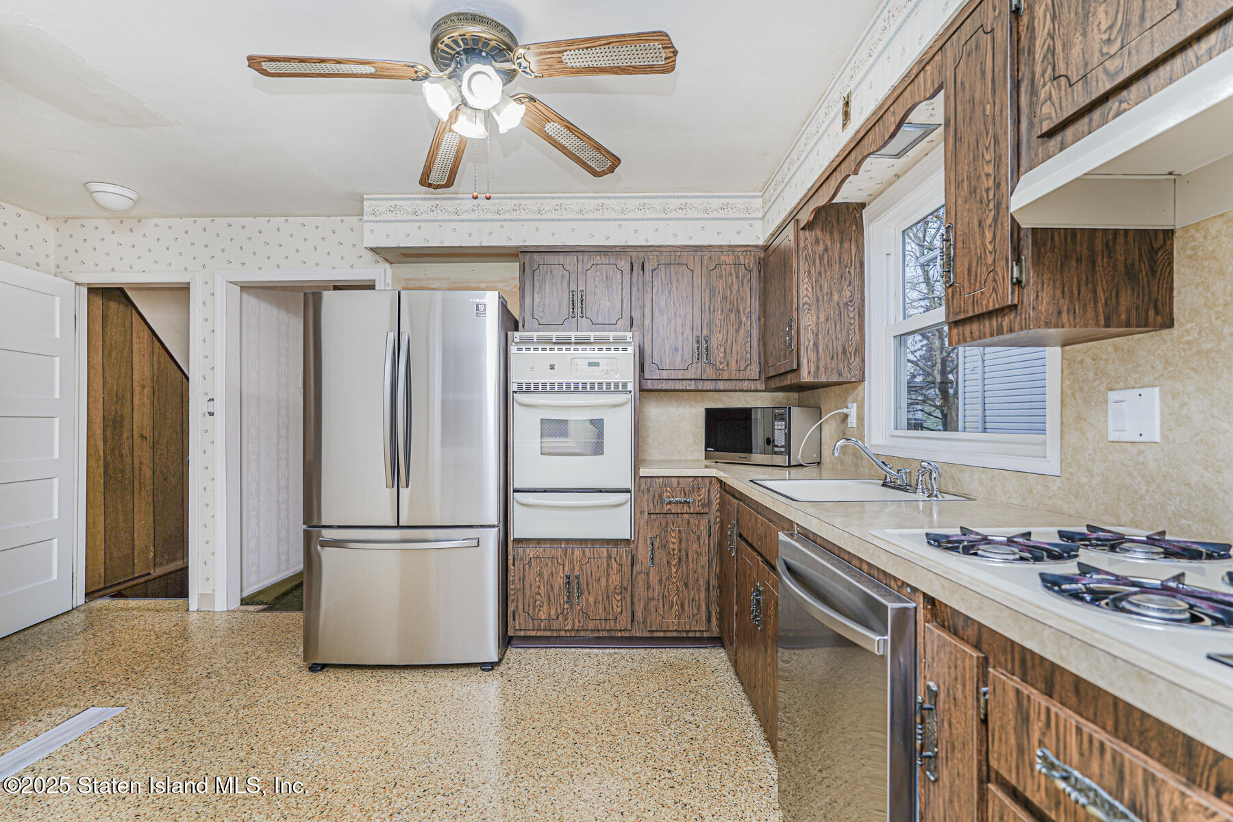115 Sheraden Avenue